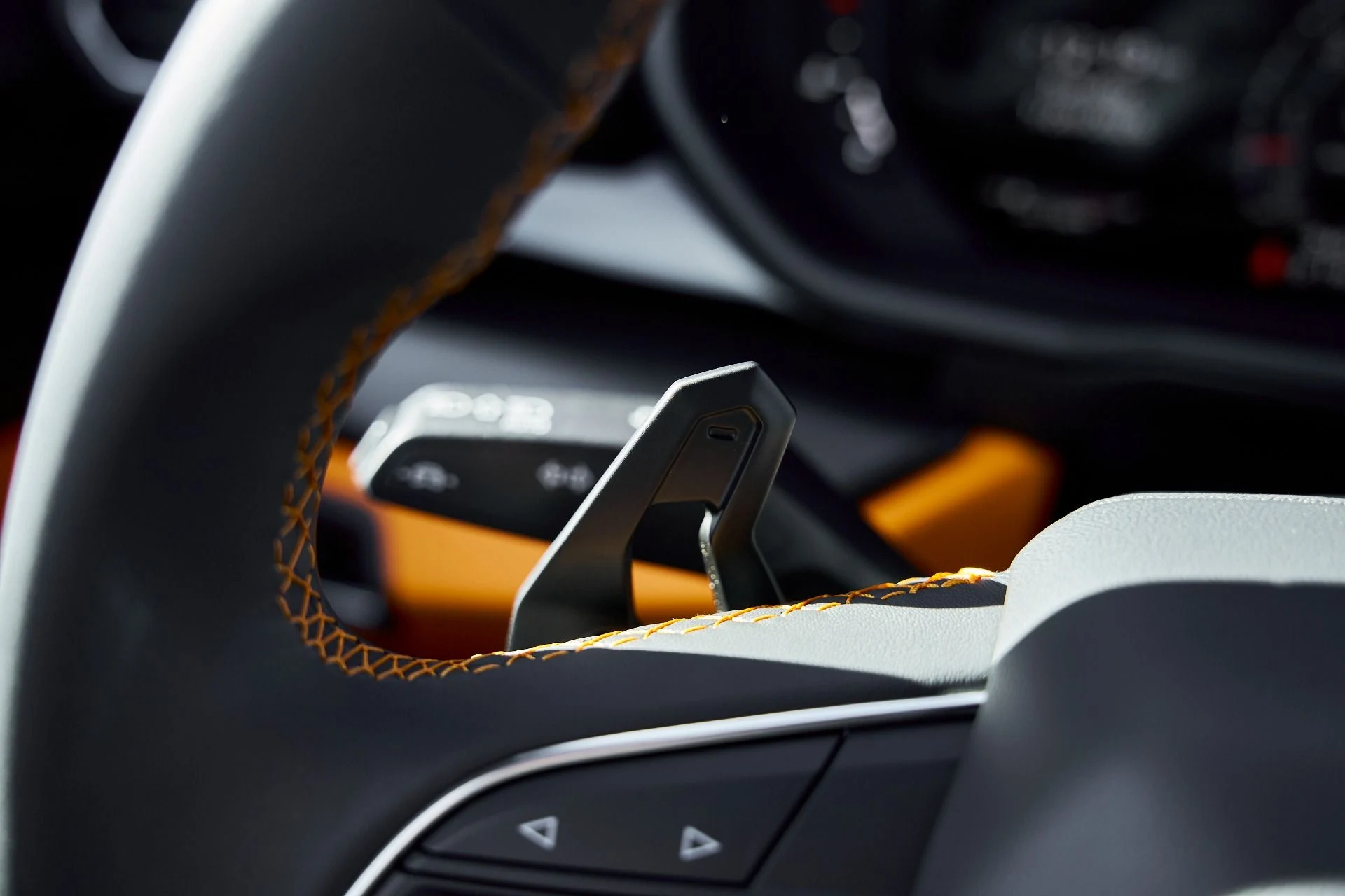 mph058_532797345_Used_2024_Lamborghini_Urus_S_1768961961_da5e54491f