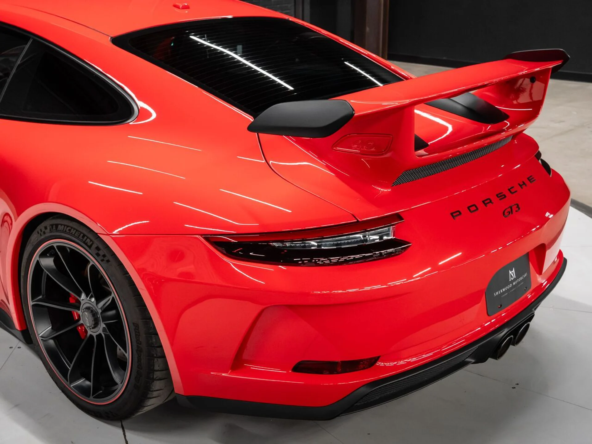 mph058_548373853_porsche_911_2018_e0a1686770