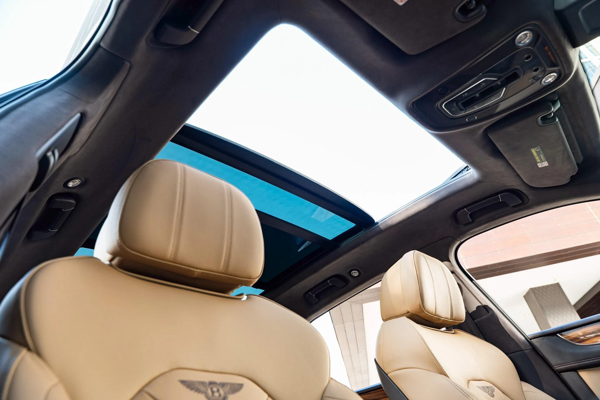 mph058_549605901_458241672_6903b3f20a044fad19f2ba2e_e735d37ed6