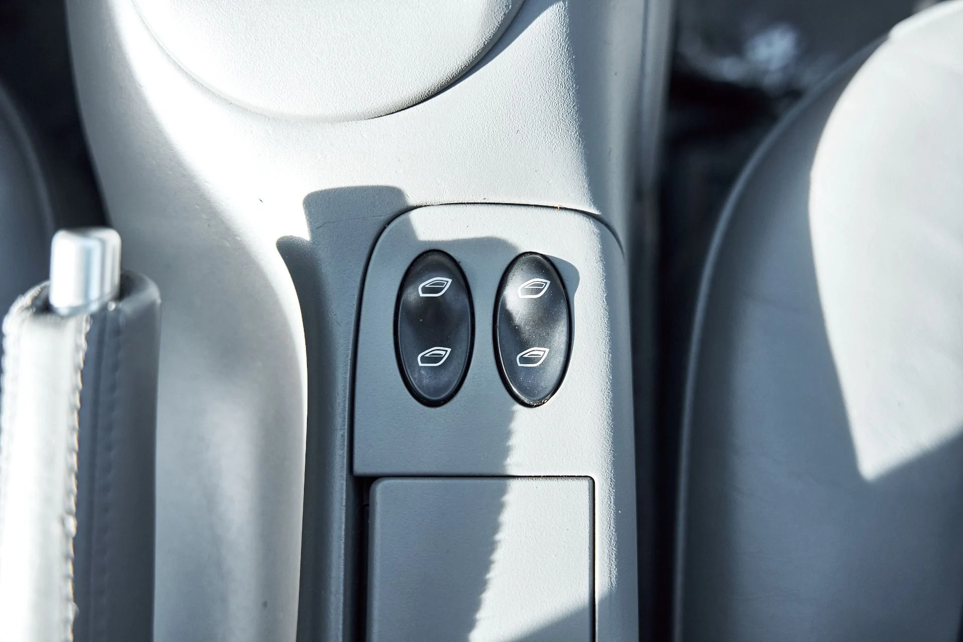 mph058_562633065_Used_2002_Porsche_911_Carrera_1766458518_34aef41176