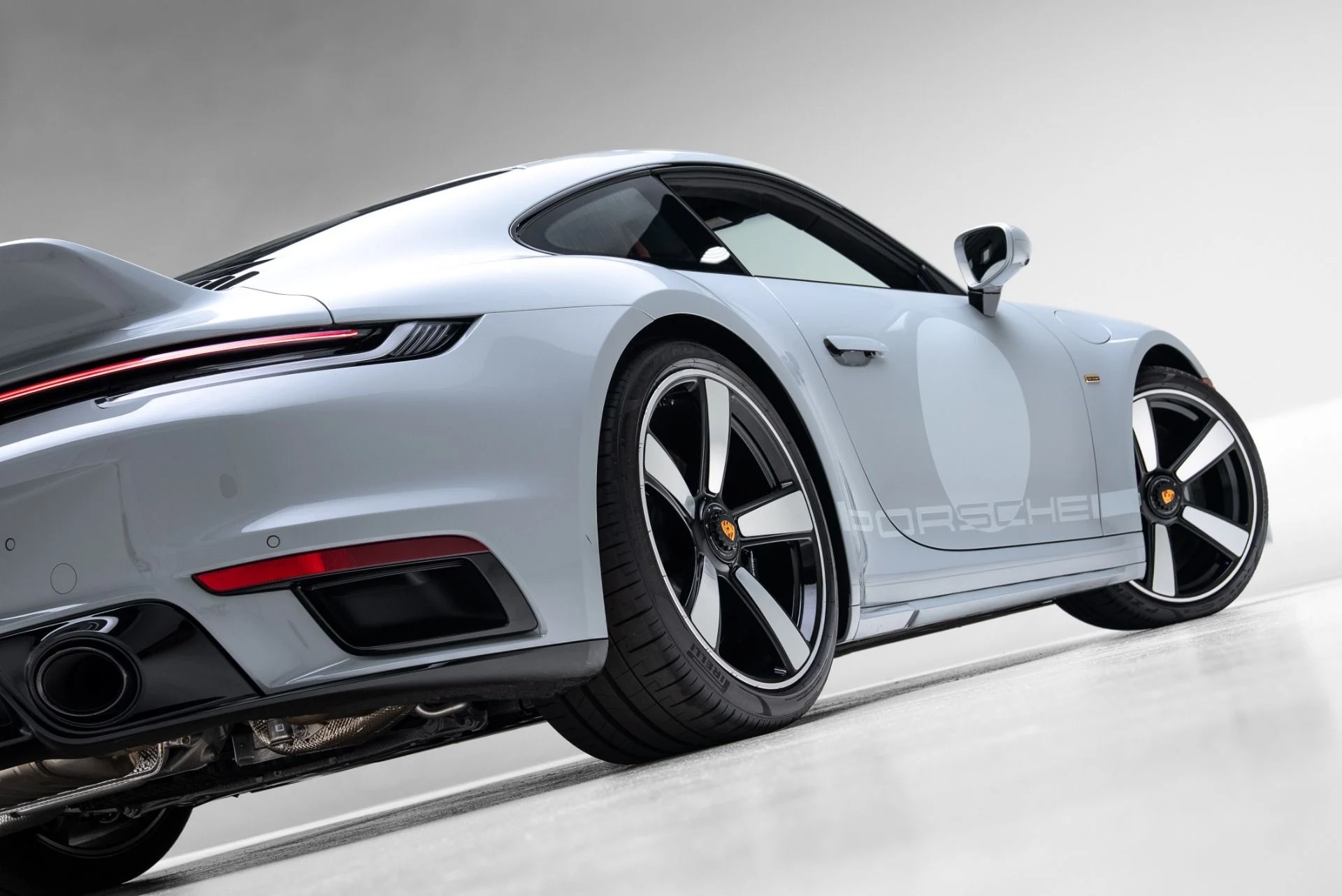 mph058_565868277_Used_2023_Porsche_911_Sport_Classic_1774647029_d649f14fd5