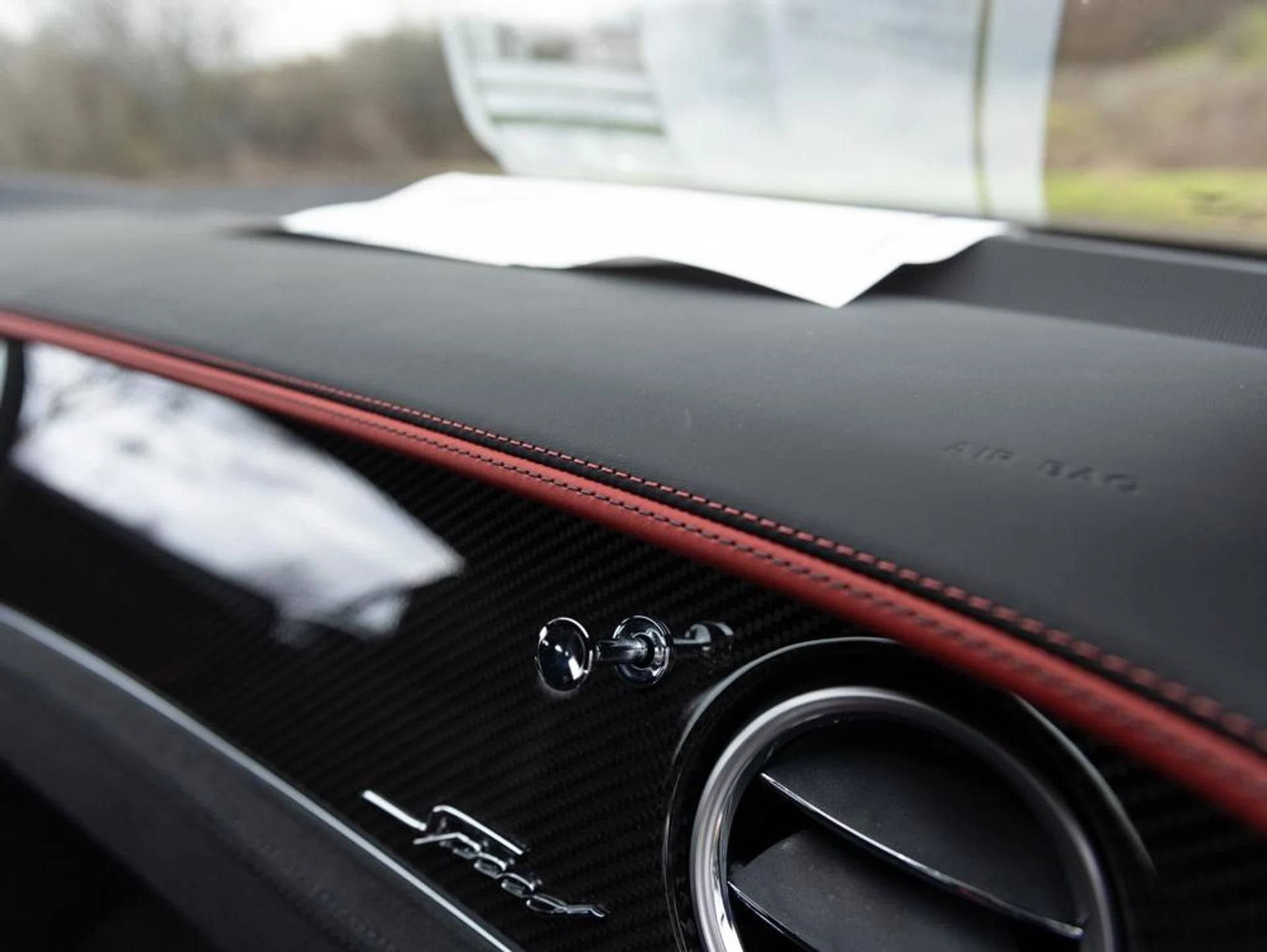 mph058_578453848_403809828_67c233976b5617b02de6346c_5b42391f50