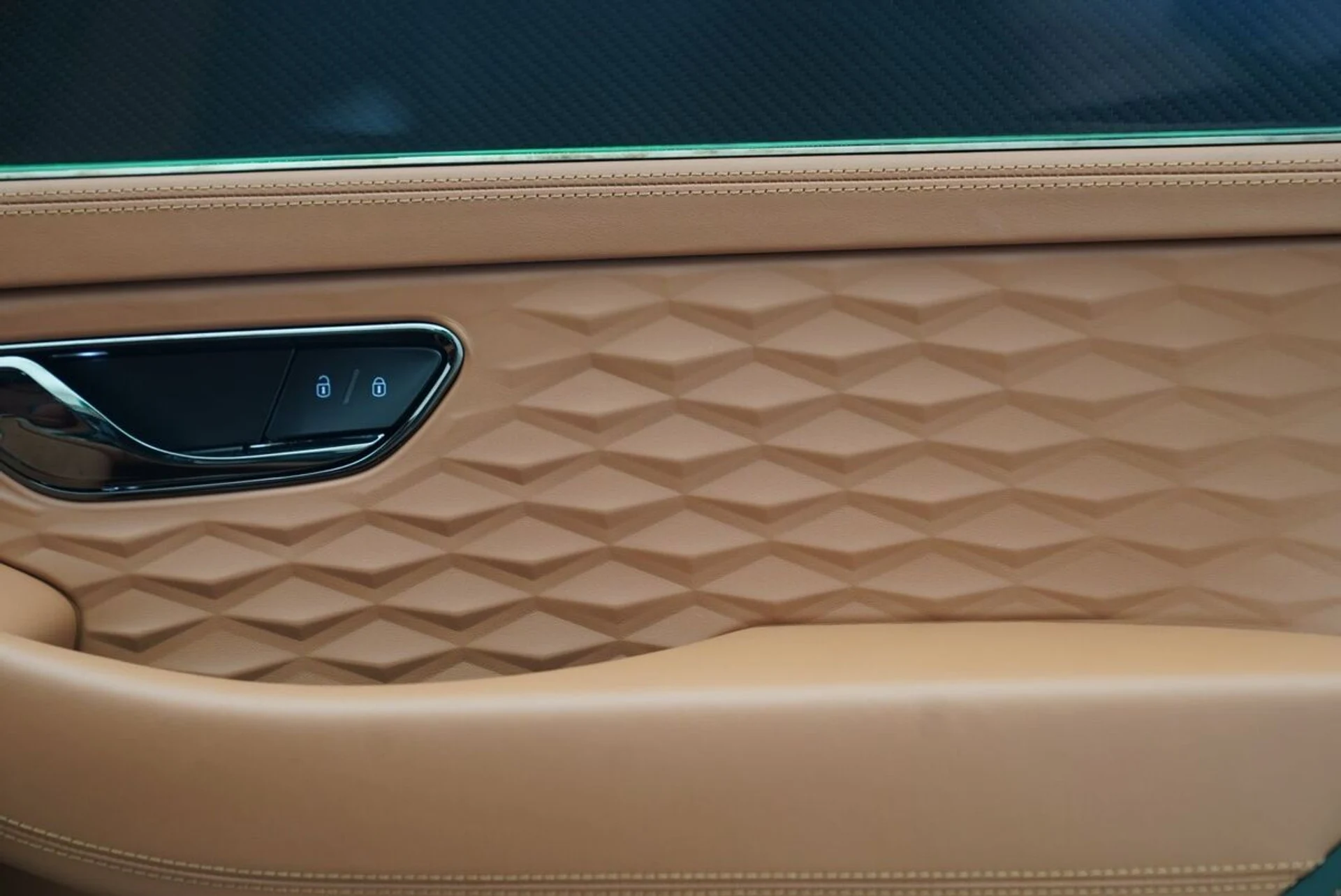 mph058_612453477_rkm3zozq9nt6z7lu4tm7wn4ivdcm_22f921b057