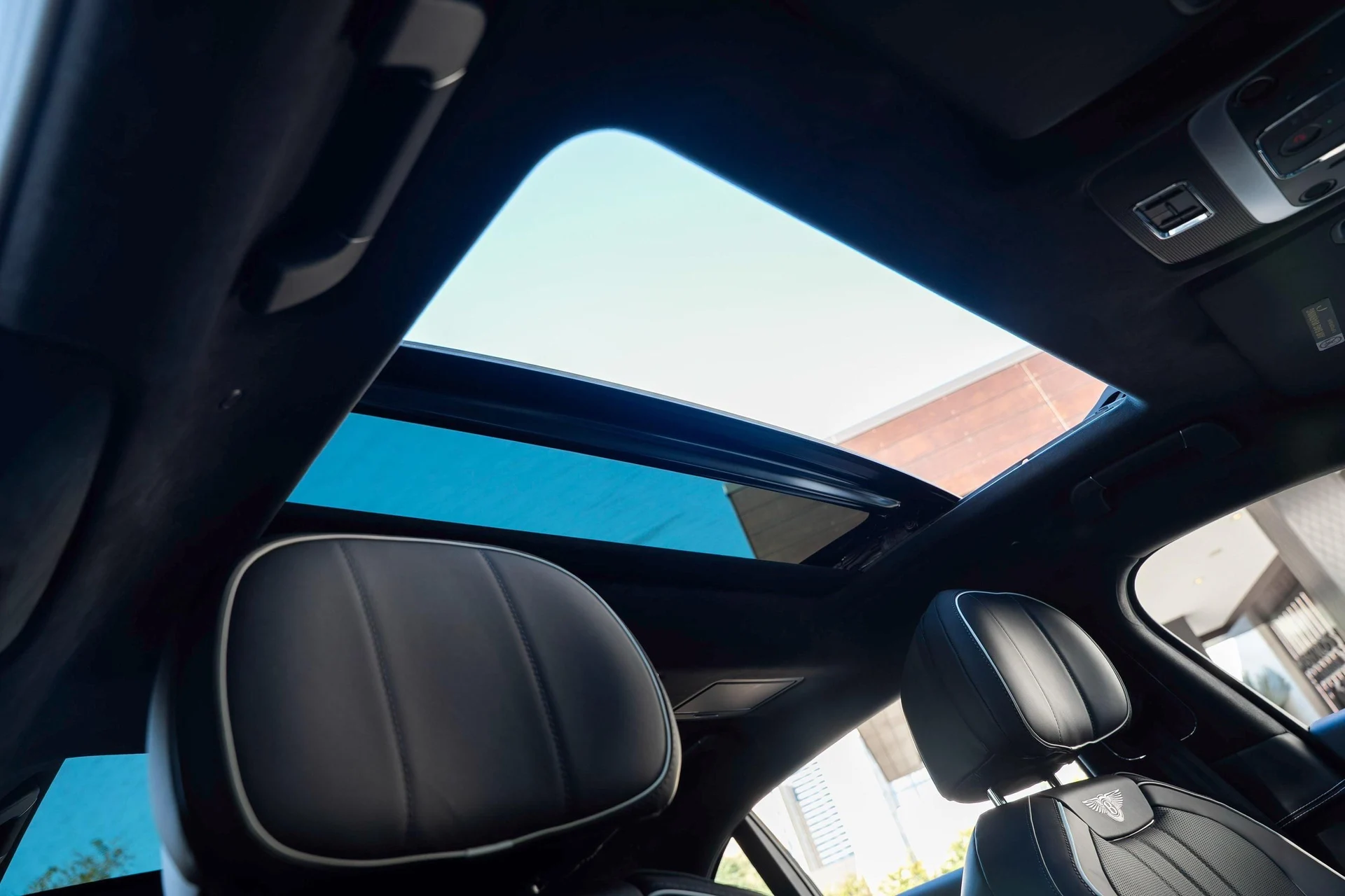 mph058_652642642_462758417_6954bffb4e73cd9f103f4f78_0561e33e67