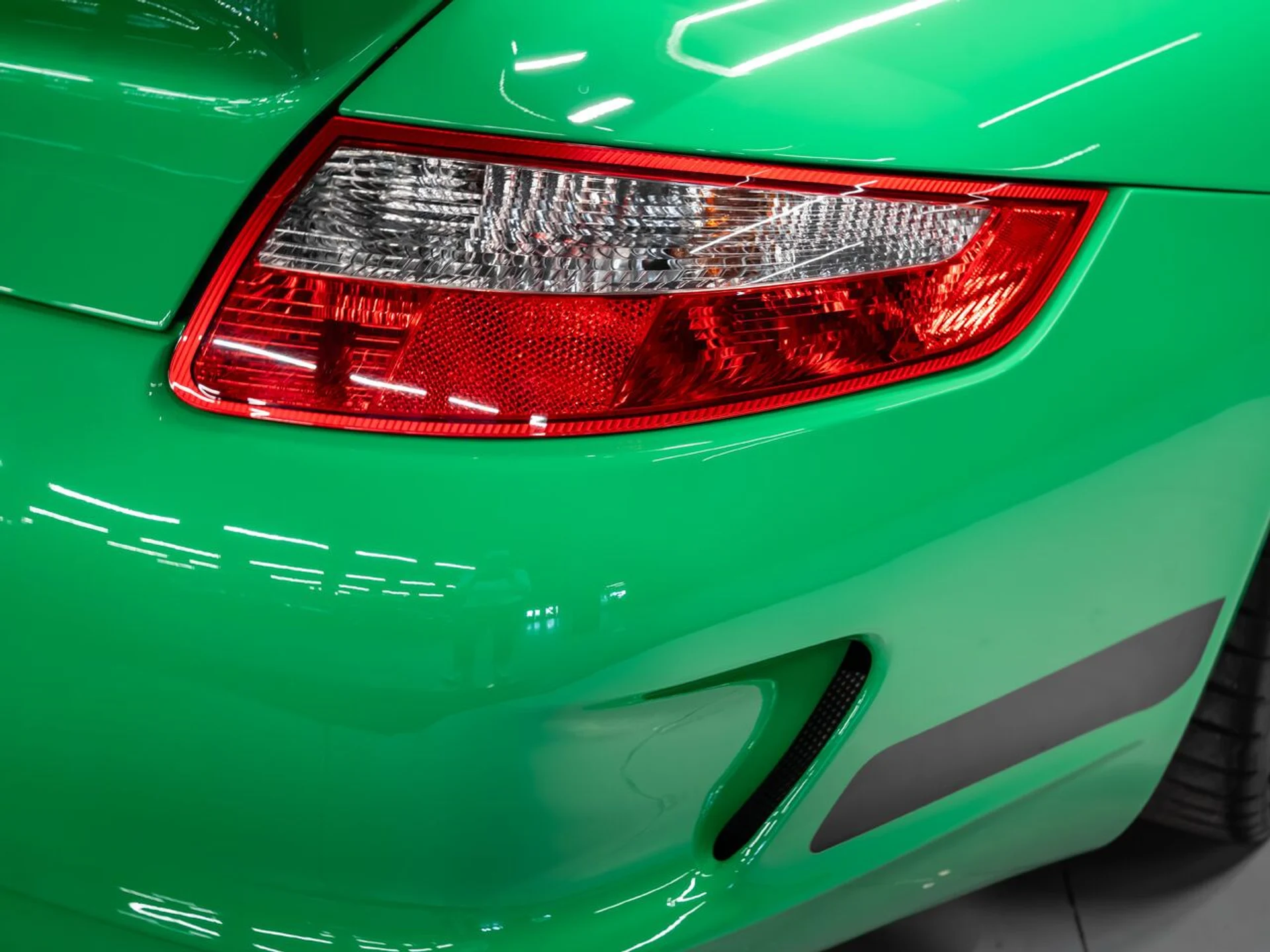 mph058_671699139_porsche_911_gt3_rs_2007_6cb13112dc