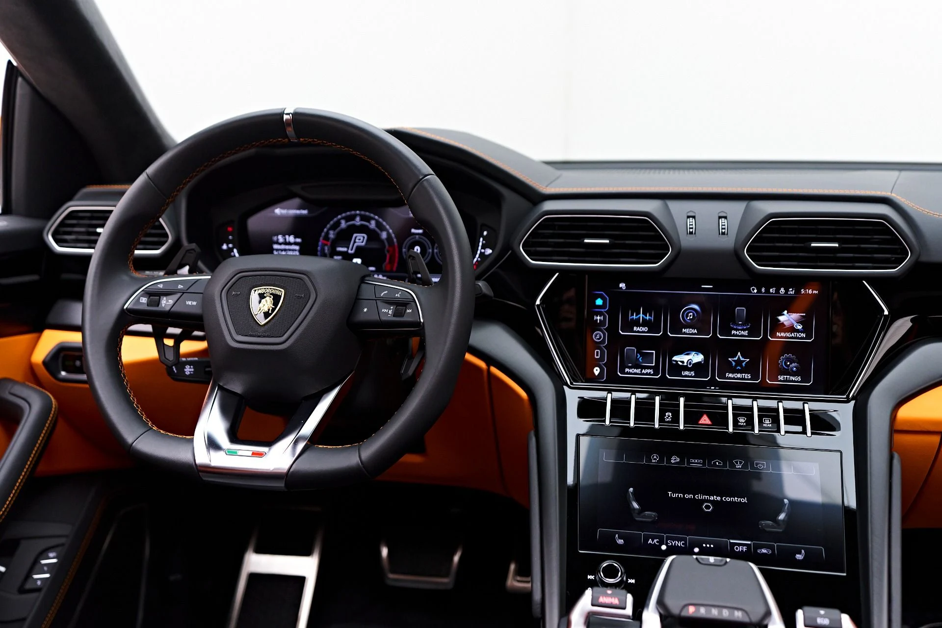 mph058_701356650_Used_2023_Lamborghini_Urus_S_1747338722_00beec69d3