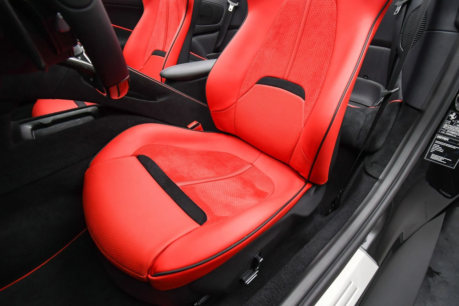 mph058_72951305_73d63aa3516e46f4baaba1964cc51adf_1abcf5c600