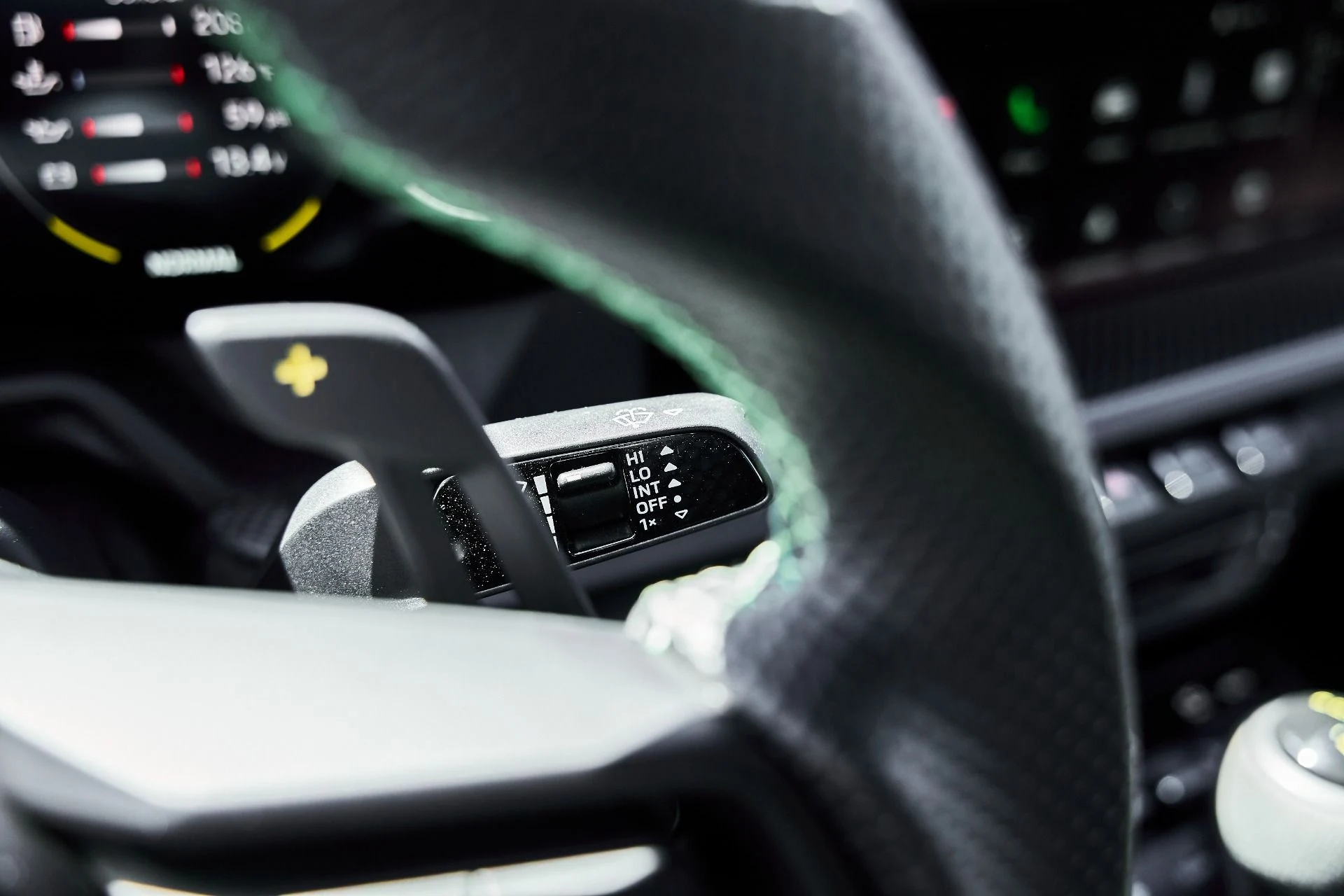 mph058_729852552_Used_2025_Porsche_911_GT_3_RS_1776295609_a0a8c90ef5