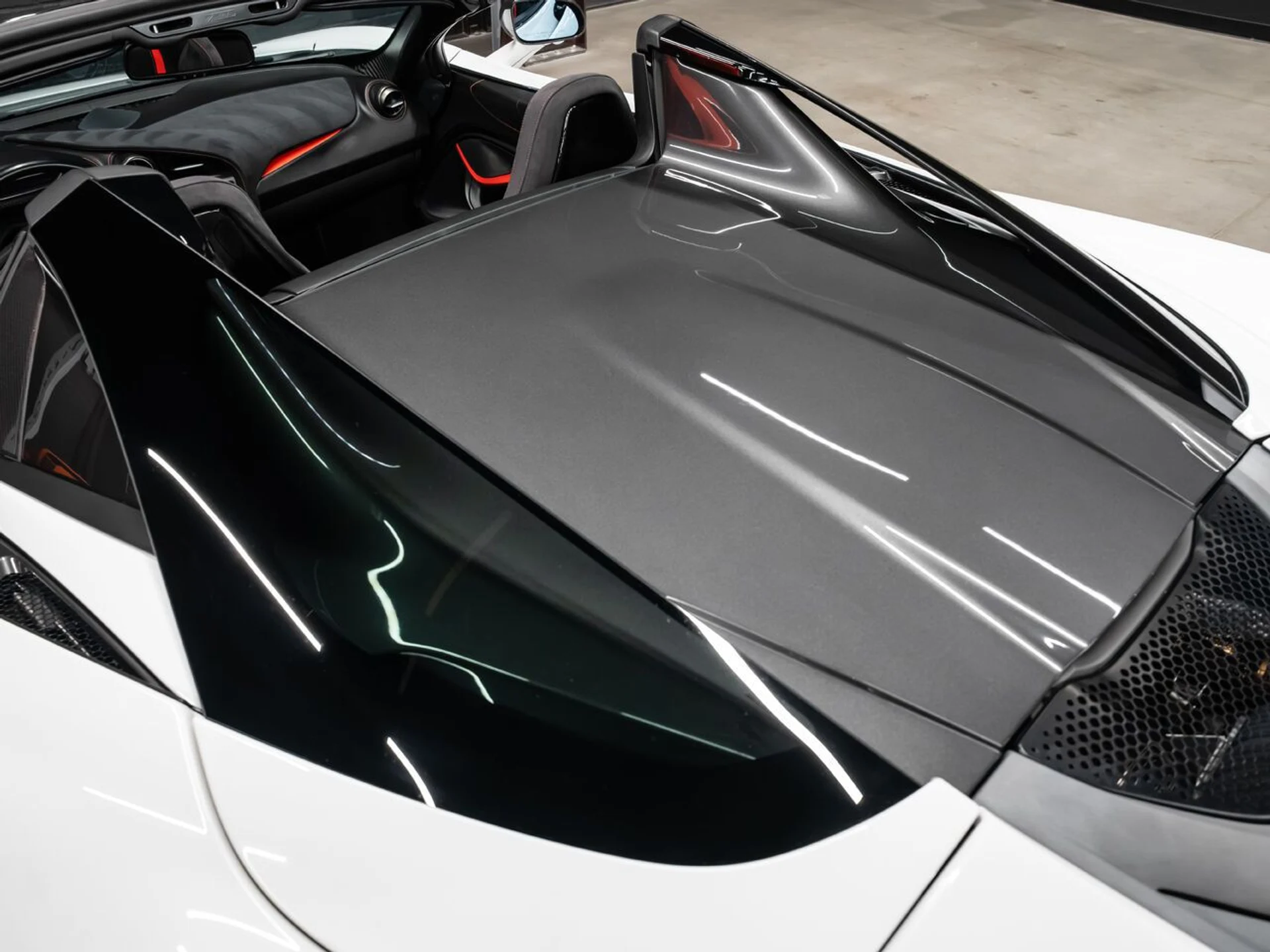 mph058_742321184_mclaren_720s_2019_17857a3bb4