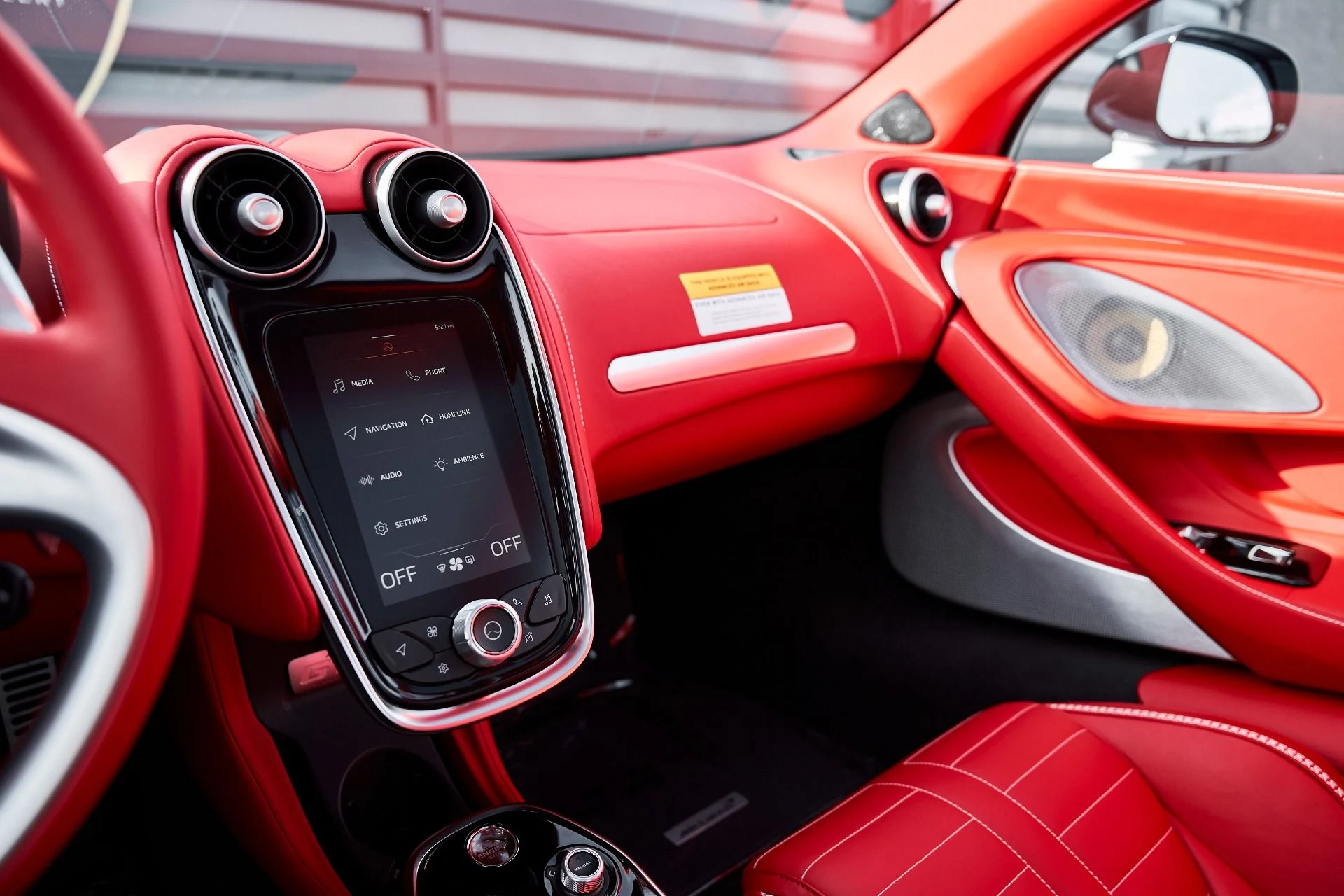 mph058_74510790_Used_2025_Mc_Laren_GTS_1769482200_aee99b55eb