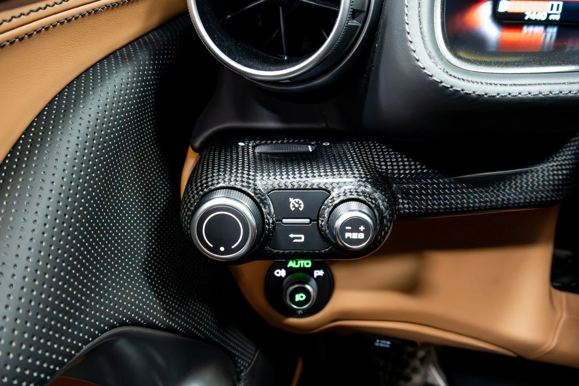 mph058_764496369_Used_2020_Ferrari_812_Superfast_1777415746_ea05706e3f