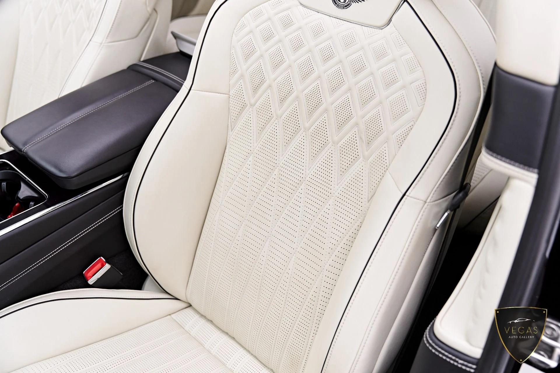 mph058_790589806_Used_2022_Bentley_Flying_Spur_V8_1782495095_40433cd7d7