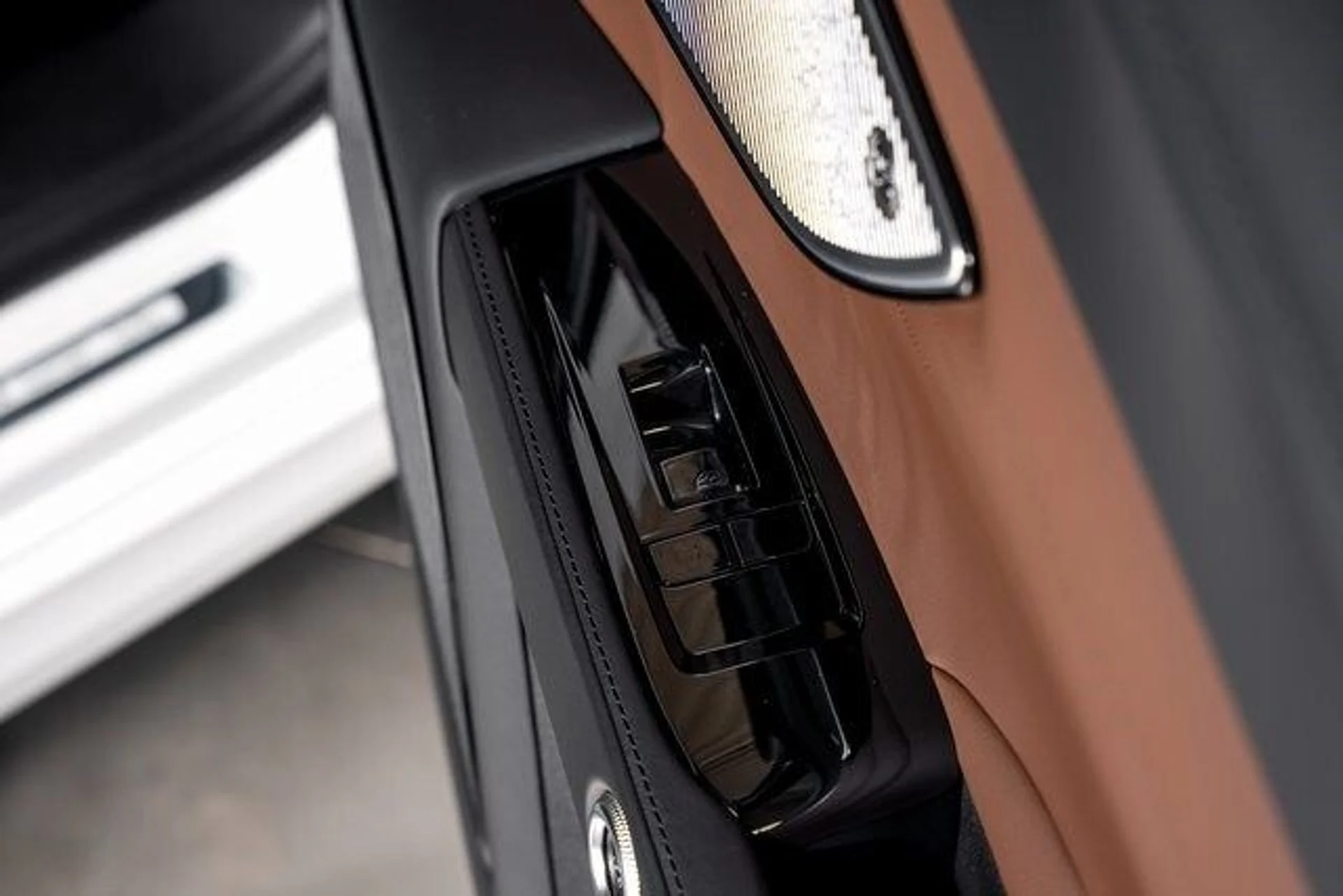 mph058_869158308_2fec4c3b1388e54c05b2ef4e74ec0fdcx_ea47240fe9