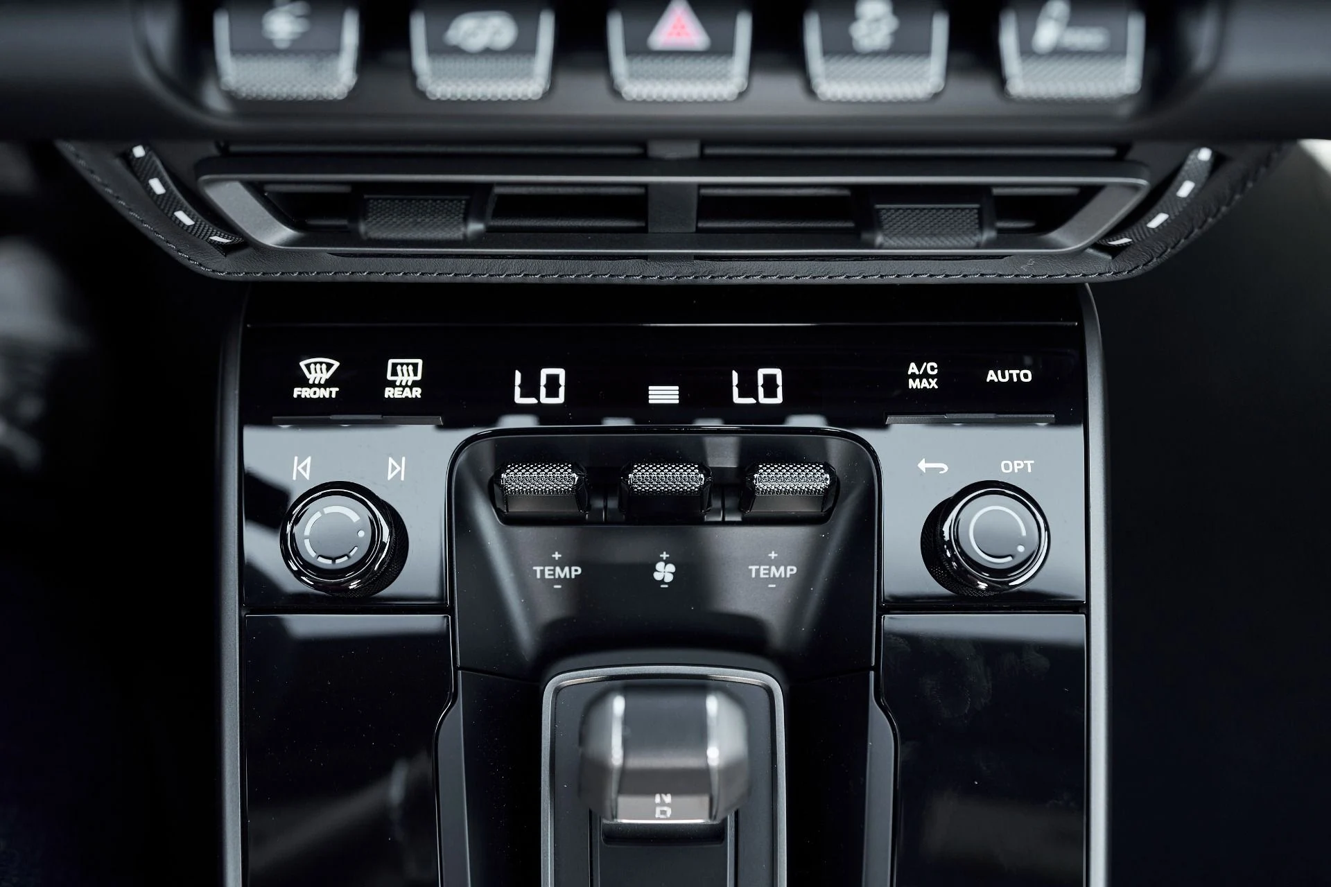 mph058_889602077_Used_2025_Porsche_911_Turbo_S_1763075493_3609749963