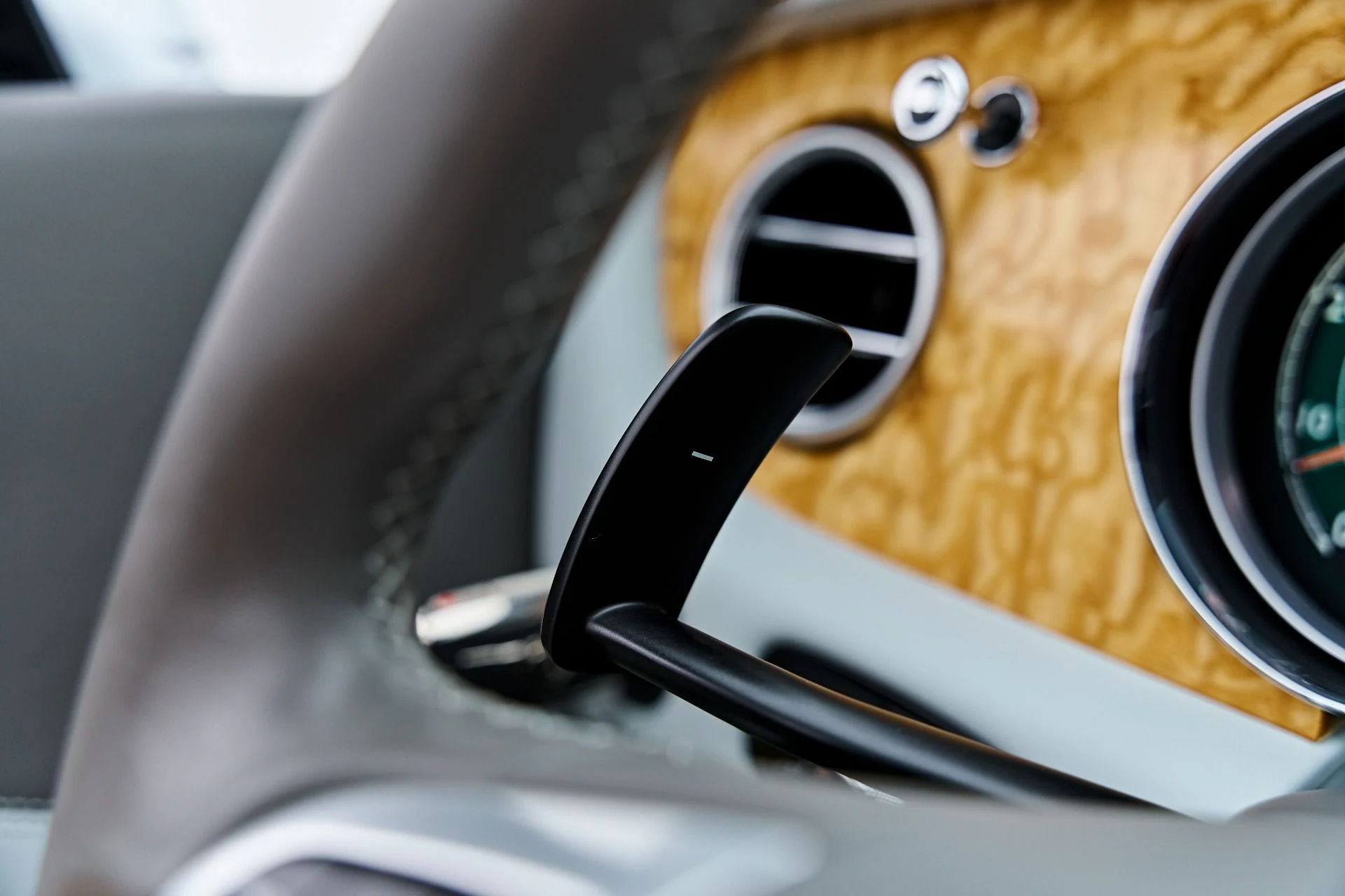 mph058_892450726_Used_2014_Bentley_Continental_GTC_Base_1786670726_d80a2739f2