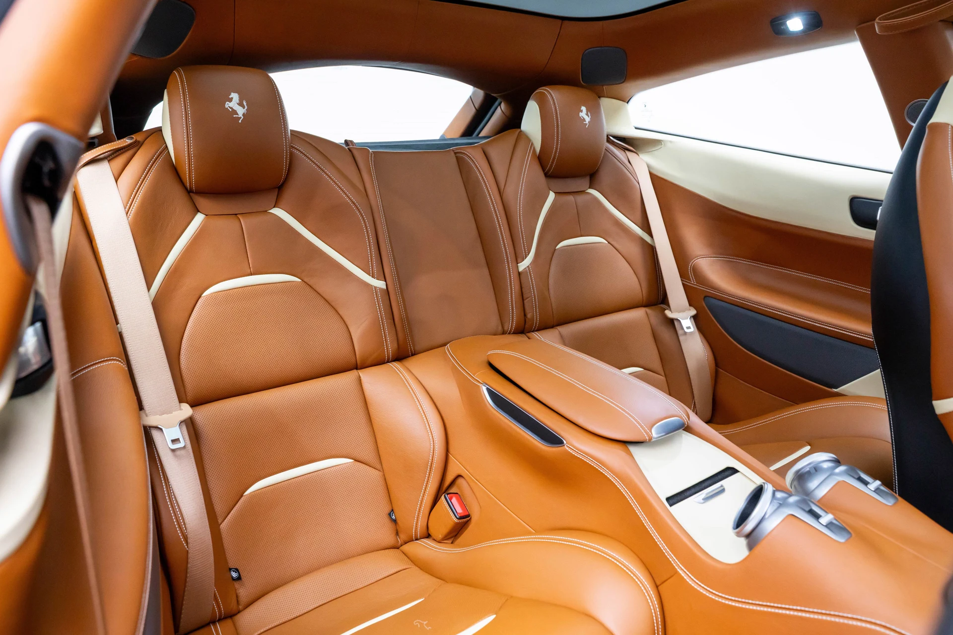 mph058_965286499_6da8f44051924e3ebbbfc0dc12a1cd04_983f89b5db