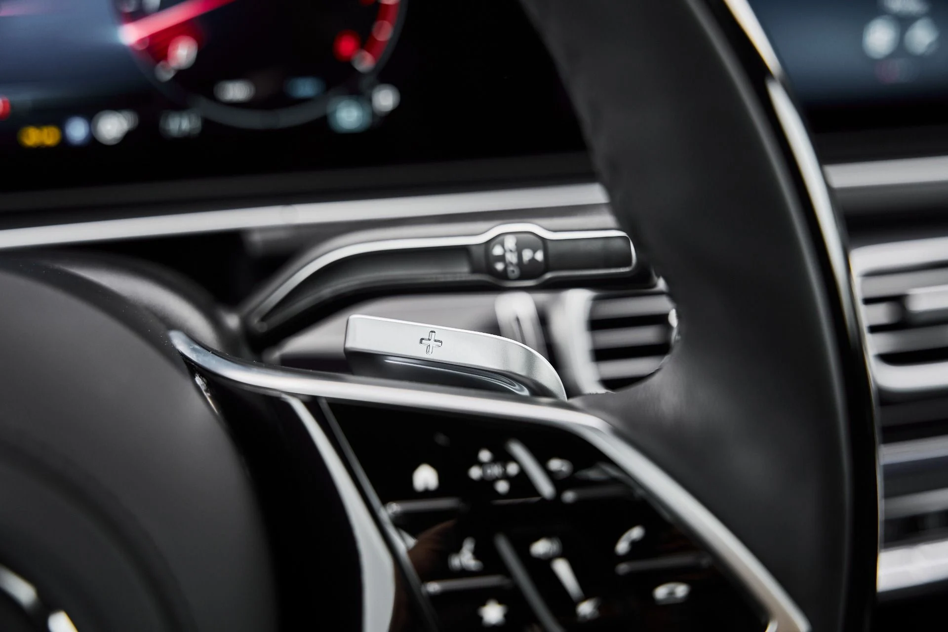 mph058_98399537_Used_2026_Mercedes_Benz_GLS_Maybach_GLS_600_1777160293_1a79a5c861