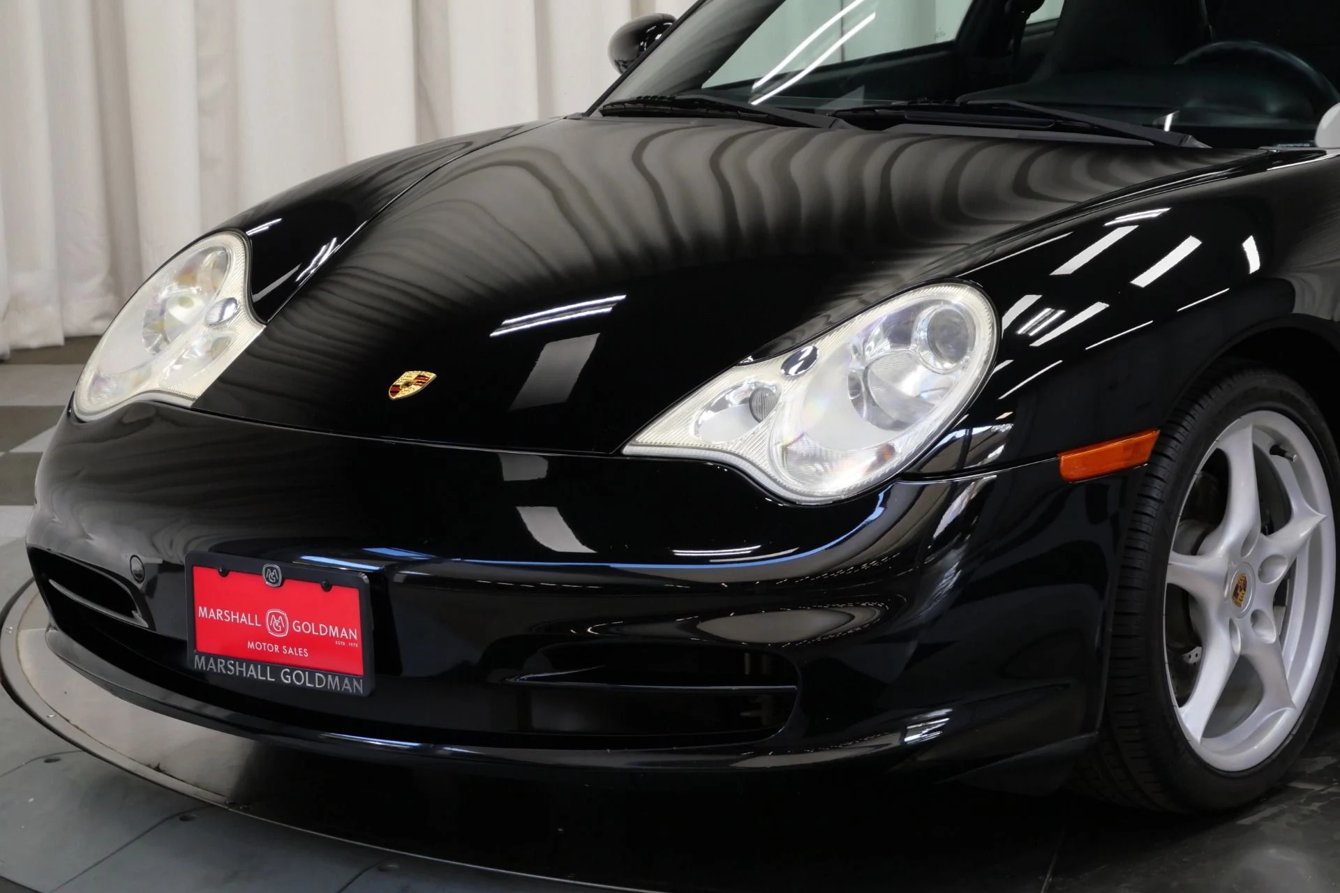 mph058_985209195_Used_2003_Porsche_911_Carrera_1758033613_4dfe85cfce
