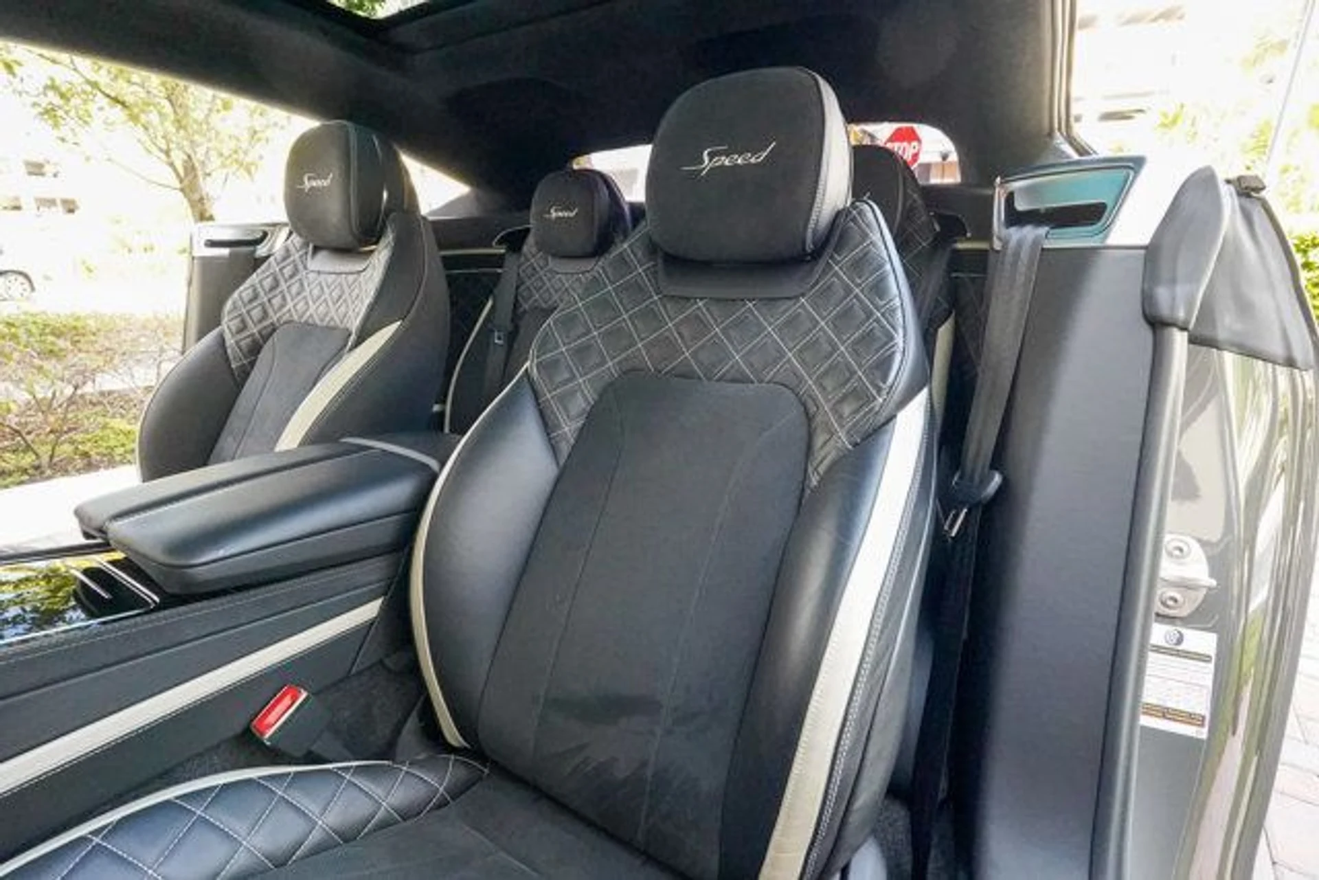 mph059_1000279838_22956151_60_640_3071455b72