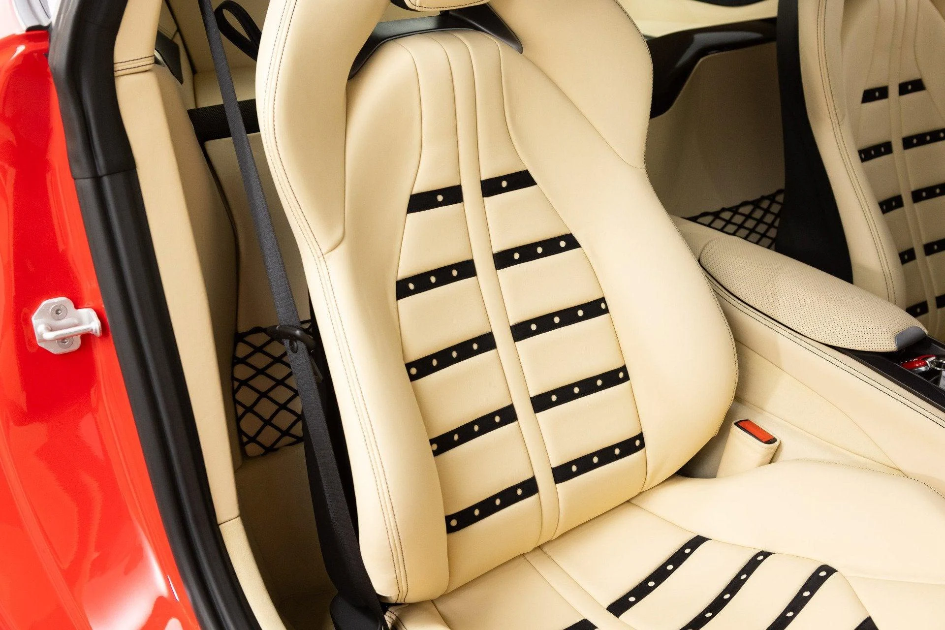 mph059_1045587772_Used_2018_Ferrari_812_Superfast_1777368522_b5ba3ef4e3