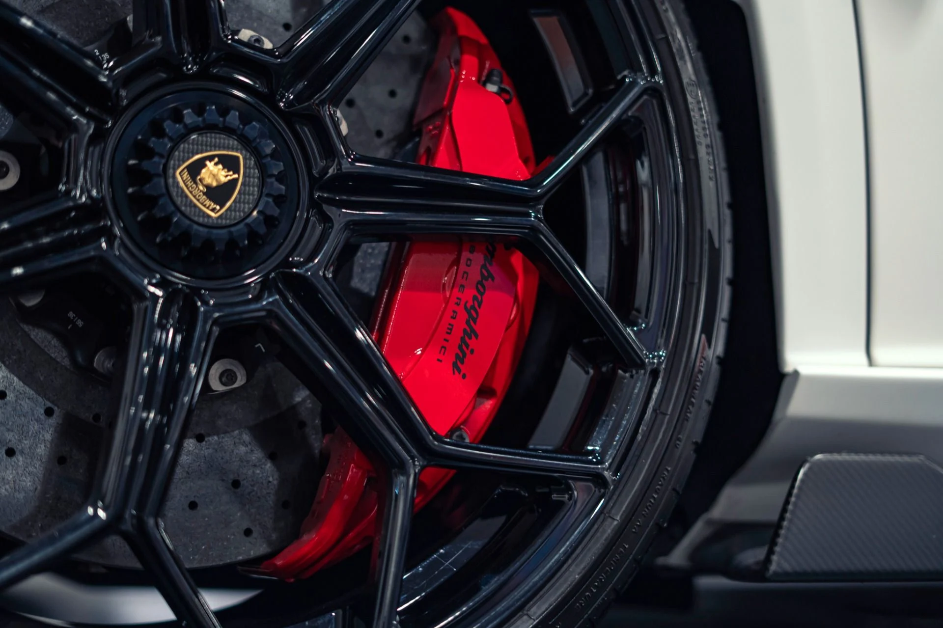 mph059_1088585404_Used_2020_Lamborghini_Aventador_LP_770_4_SVJ_1778086916_e2bbc80165
