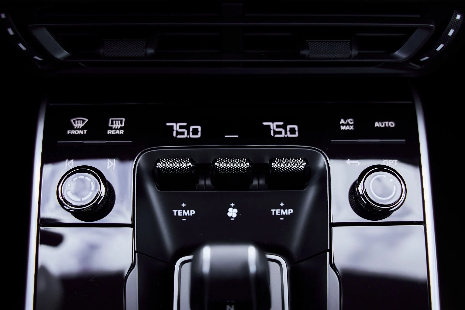 mph059_1097023816_Used_2024_Porsche_911_Turbo_S_1767838775_440a59f4b1