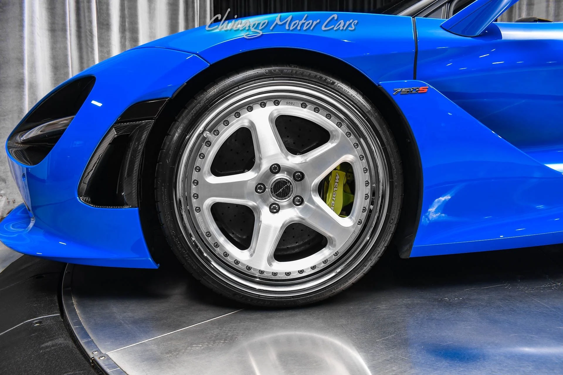 mph059_1100197480_13187_p60_l_51b28cf335