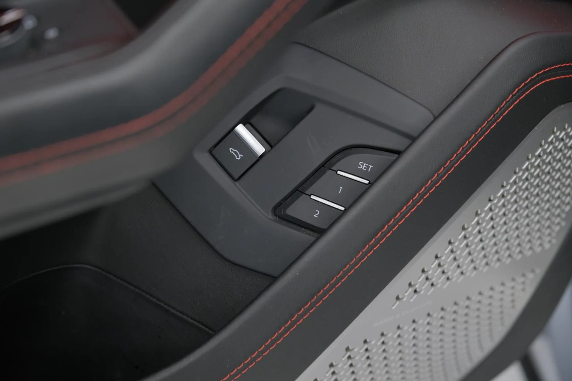 mph059_1173129915_68b592cf85725757121d4c629e6ae892_439efa29bb