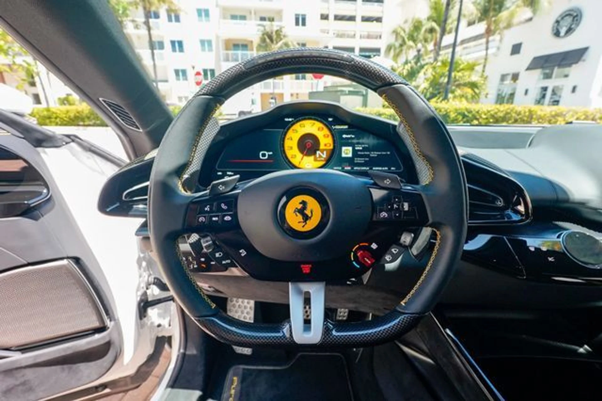 mph059_117617661_23015679_60_b0a206e740