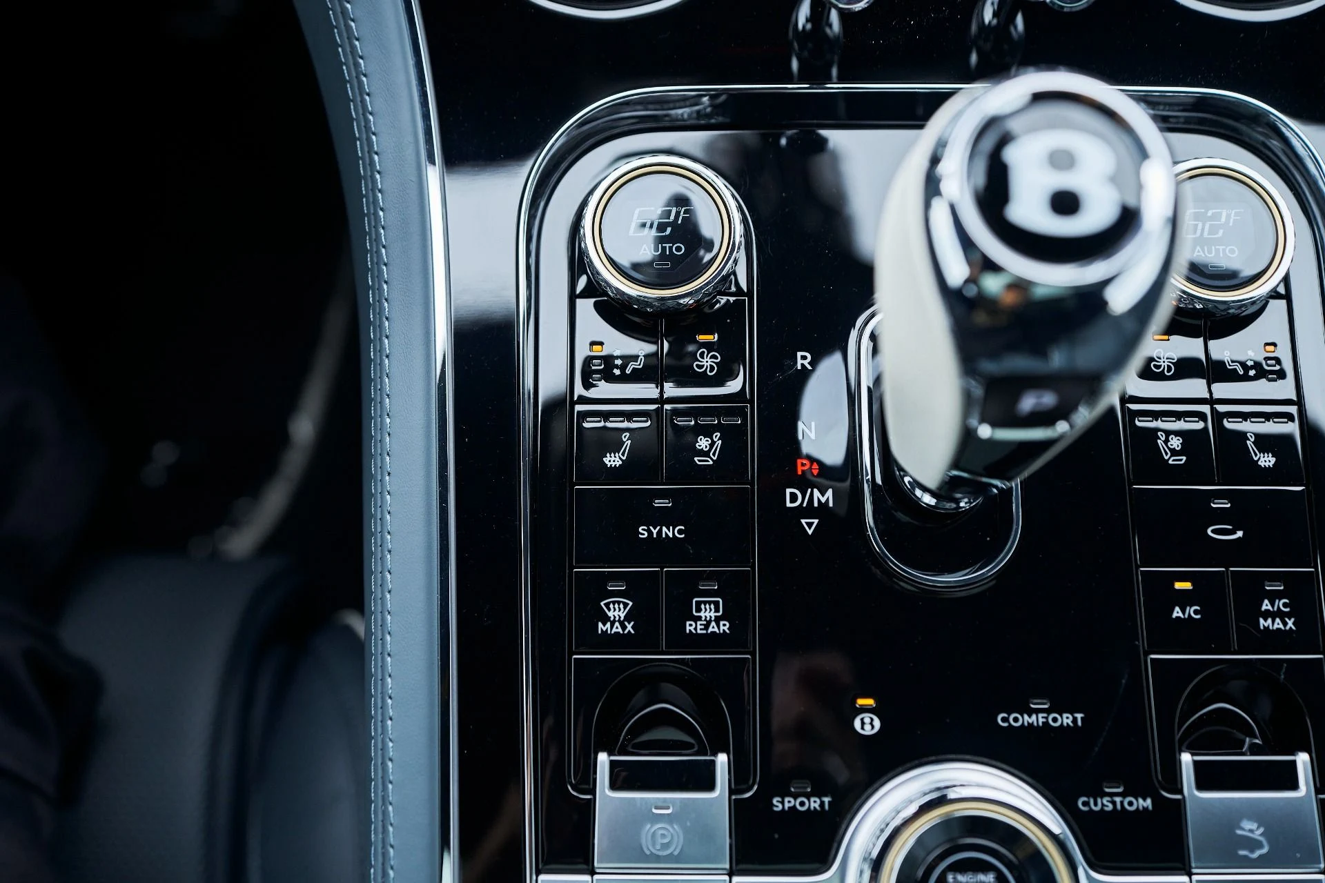 mph059_1190609402_Used_2023_Bentley_Continental_GT_Azure_1761756047_82b2692f79