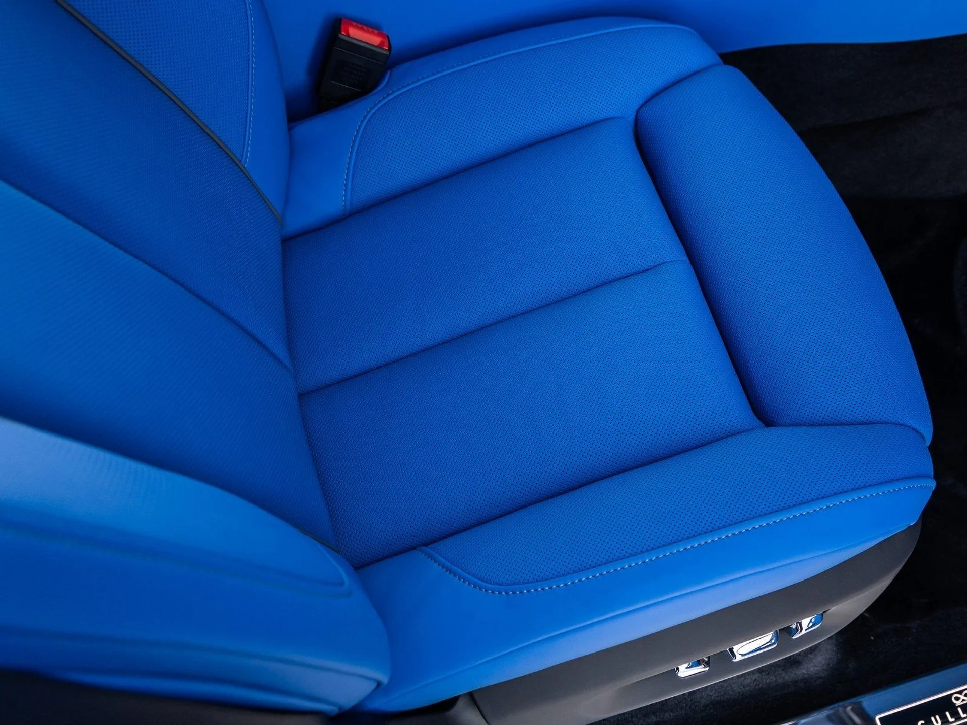 mph059_1197440841_60_0edca95c3b