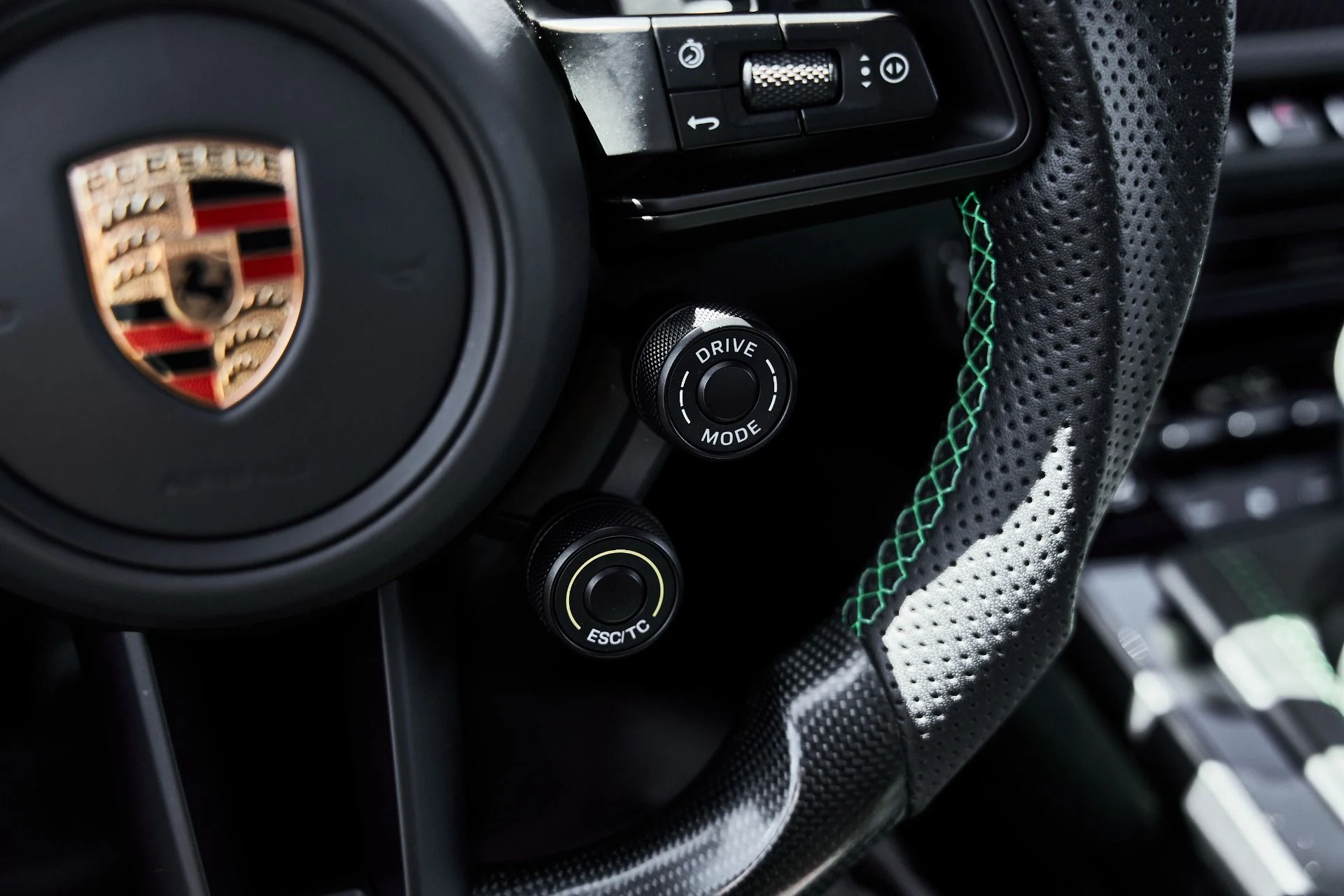 mph059_1268949071_Used_2025_Porsche_911_GT_3_RS_1776295611_c1e4ff9a18