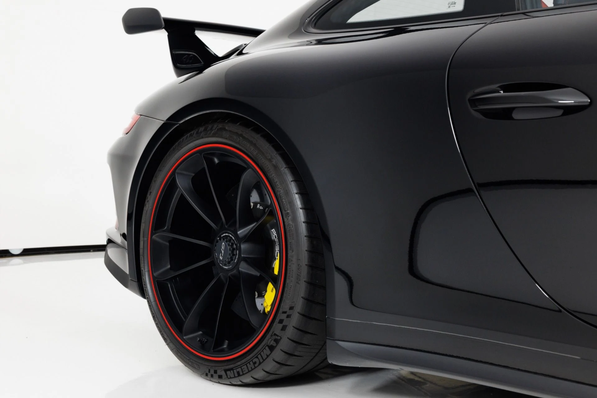 mph059_1312948391_Used_2018_Porsche_911_GT_3_1781025626_efb79d29f5