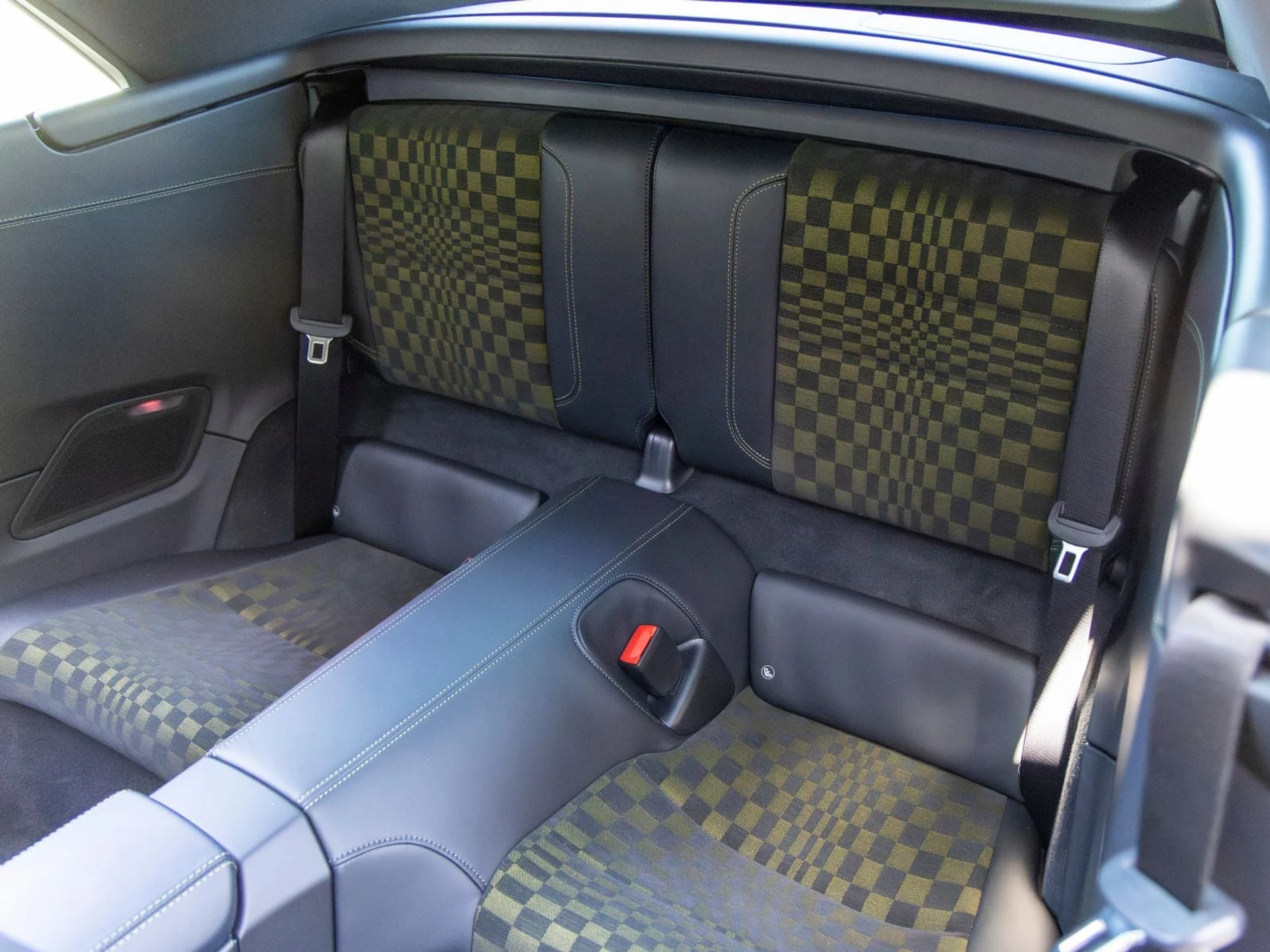 mph059_1354299216_60_a74dcafdd0