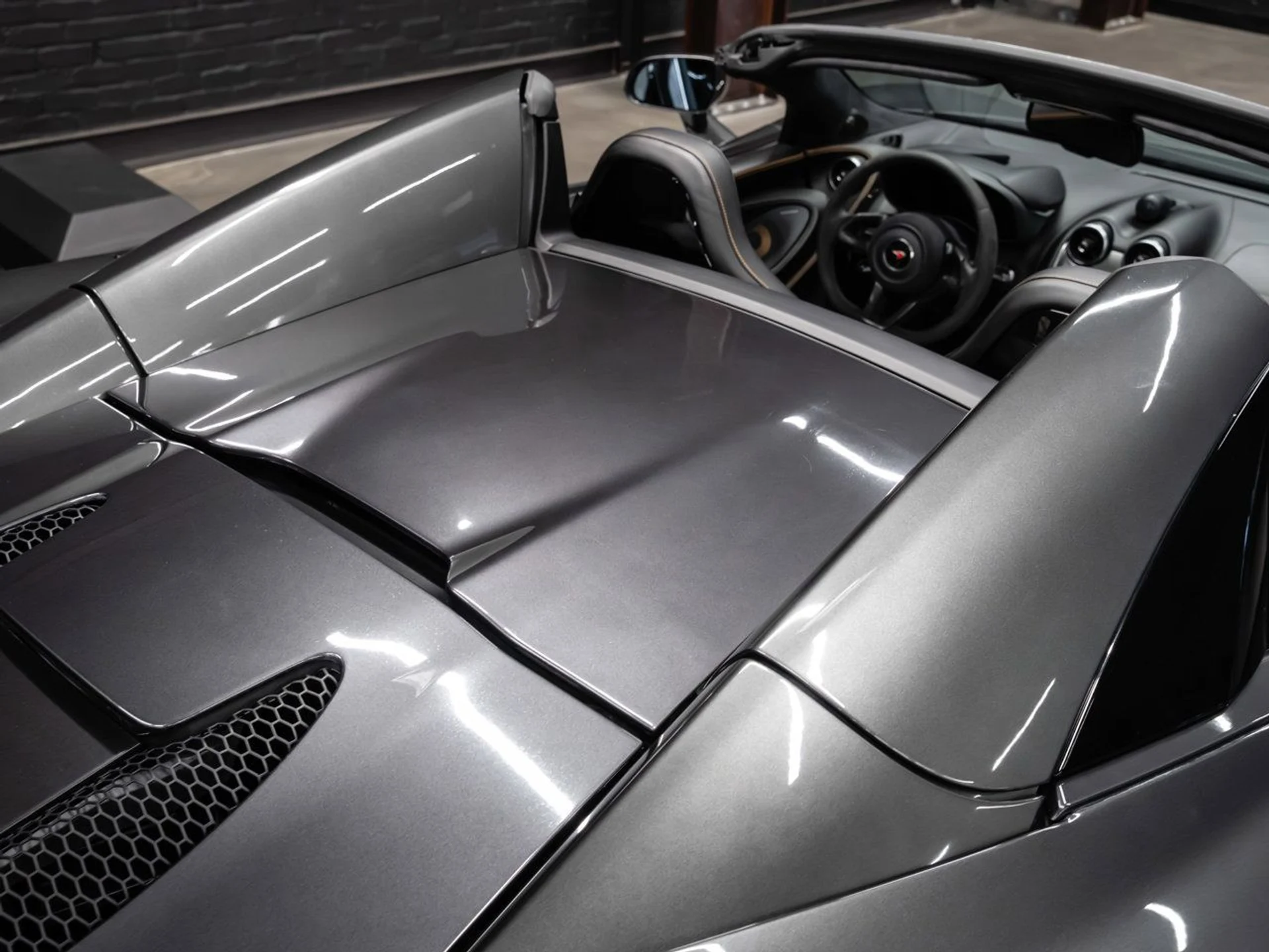 mph059_1364959804_mclaren_570s_2018_a308247d7c