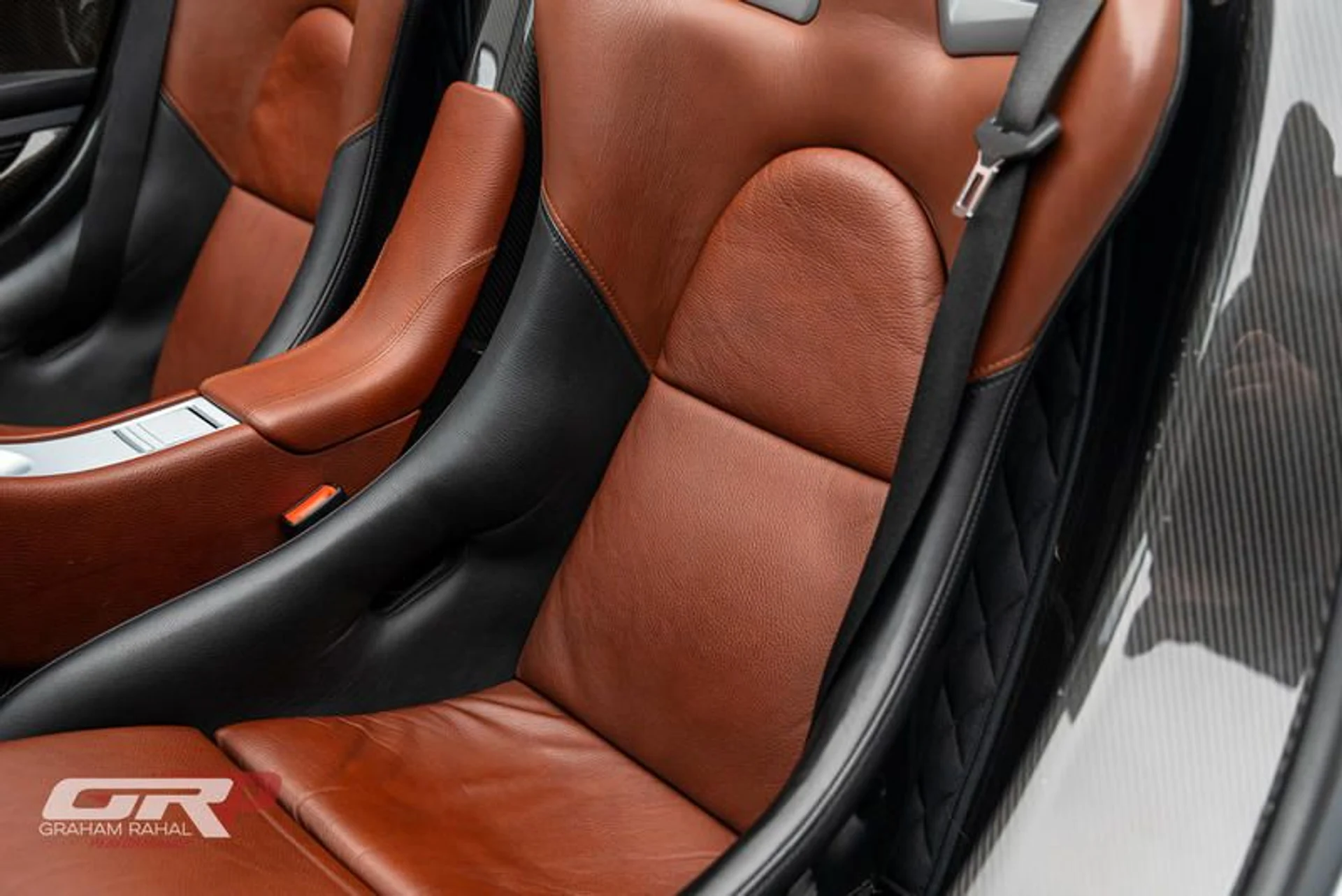 mph059_136705876_9_B7_B6_FF_1_D6_DB_4_FFE_9_E91_4_B7_DD_495_DC_88_5cca16eb23