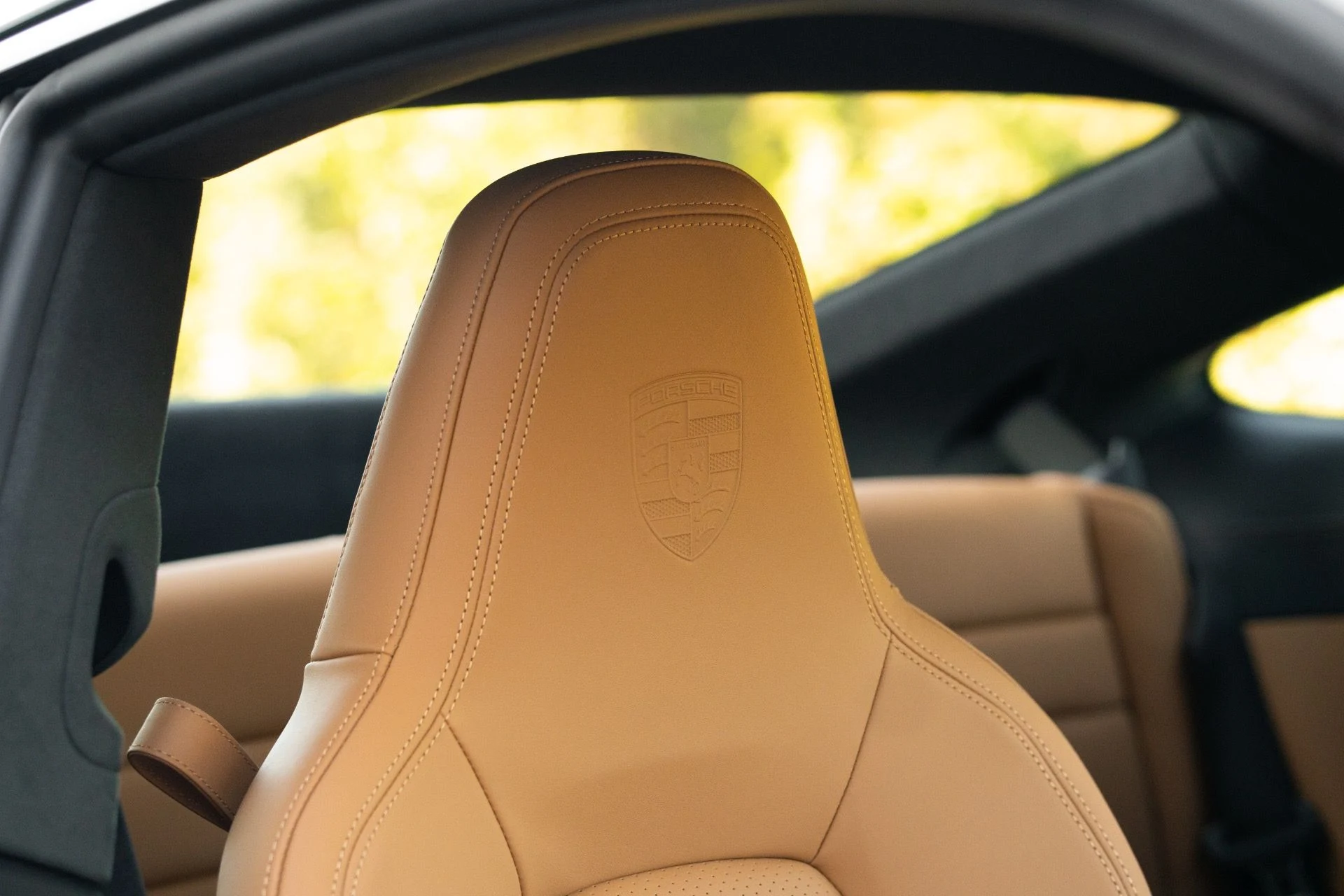 mph059_1379245488_Used_2026_Porsche_911_GT_3_Touring_1770143984_19fe971d05