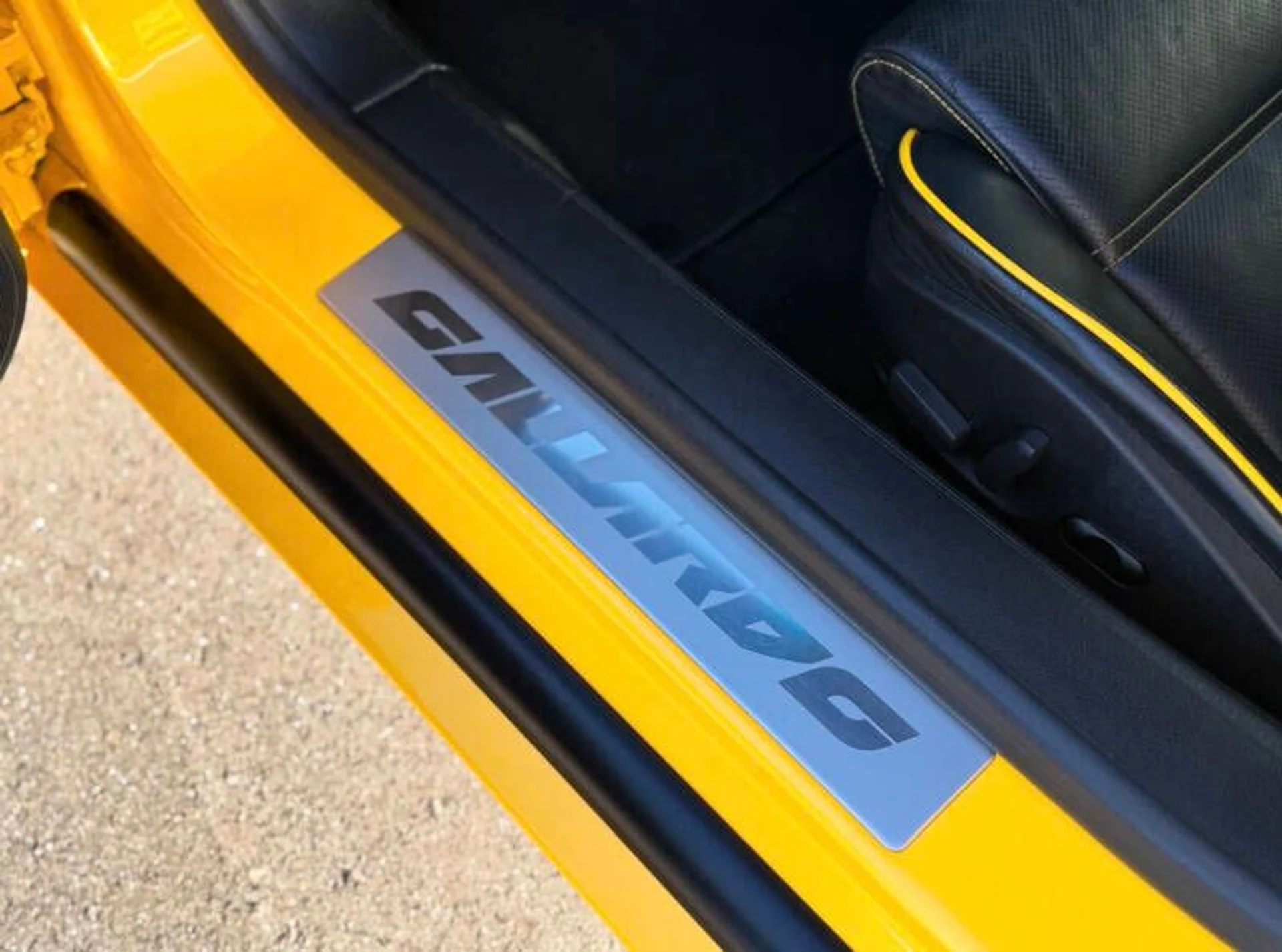 mph059_1390469473_2008_lamborghini_gallardo_base_awd_2dr_coupe_d65b484623