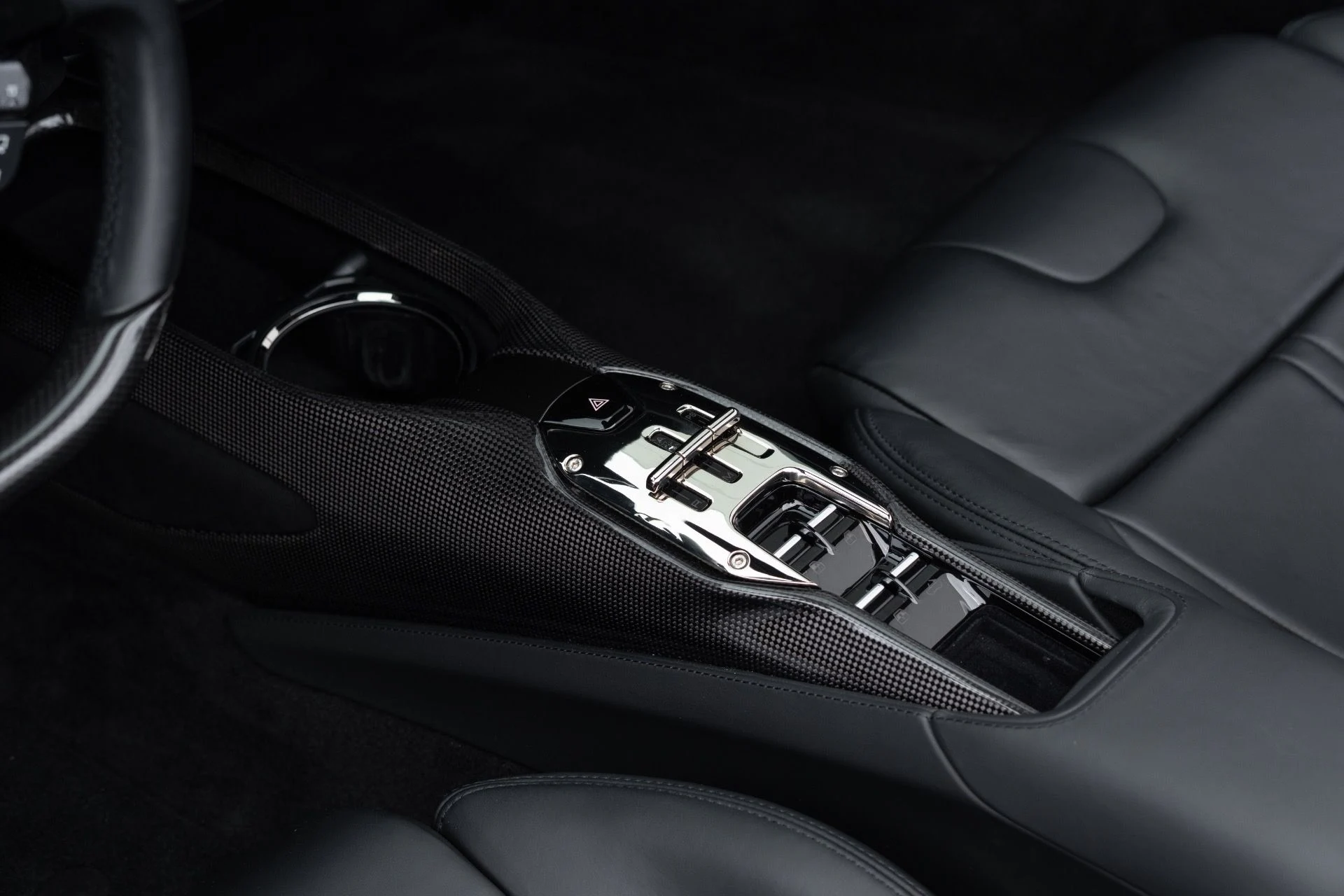 mph059_1433124075_Used_2022_Ferrari_SF_90_Spider_1775626389_a09f9bc3fe