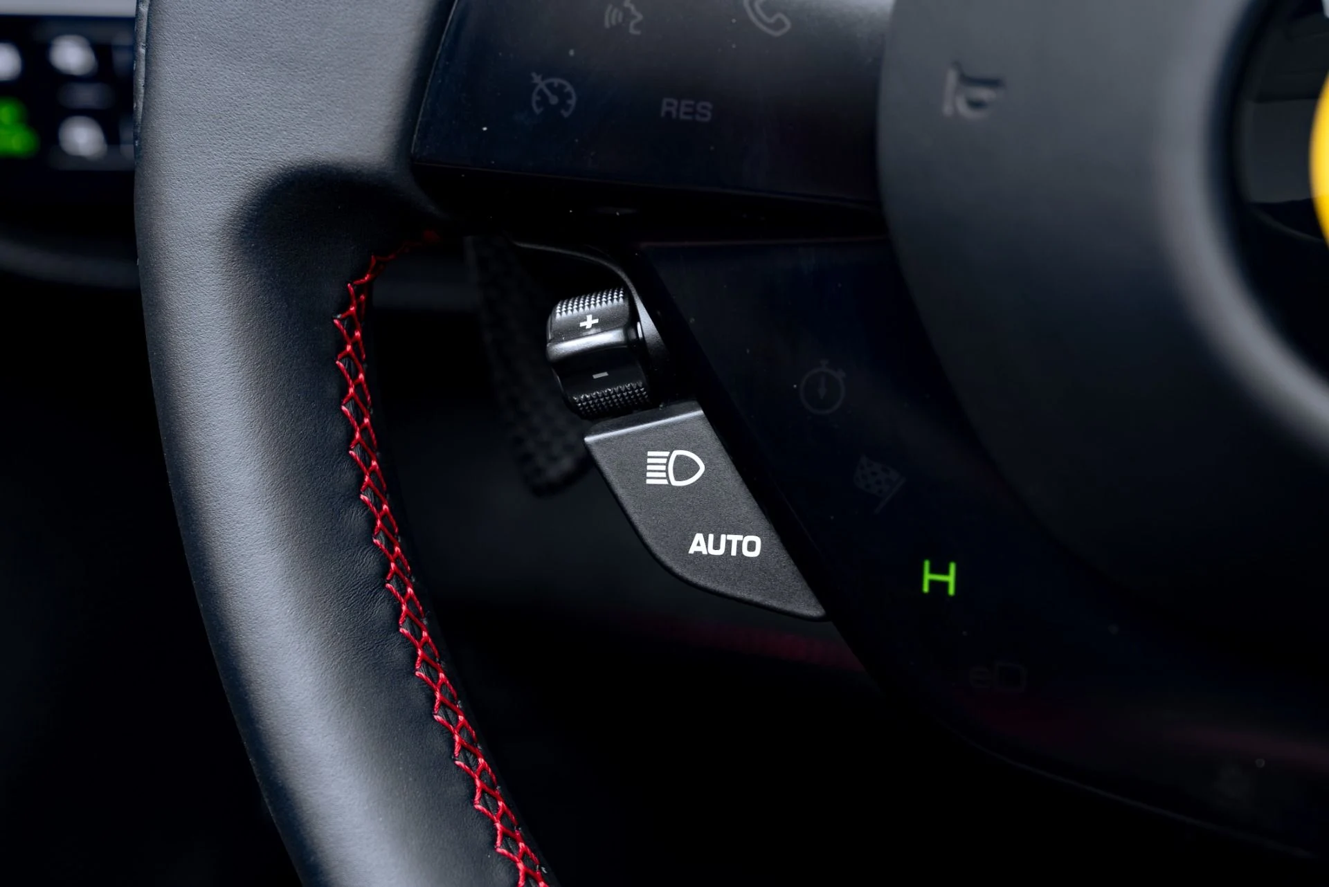 mph059_1483353330_Used_2023_Ferrari_296_GTS_1776370037_86906e6d56