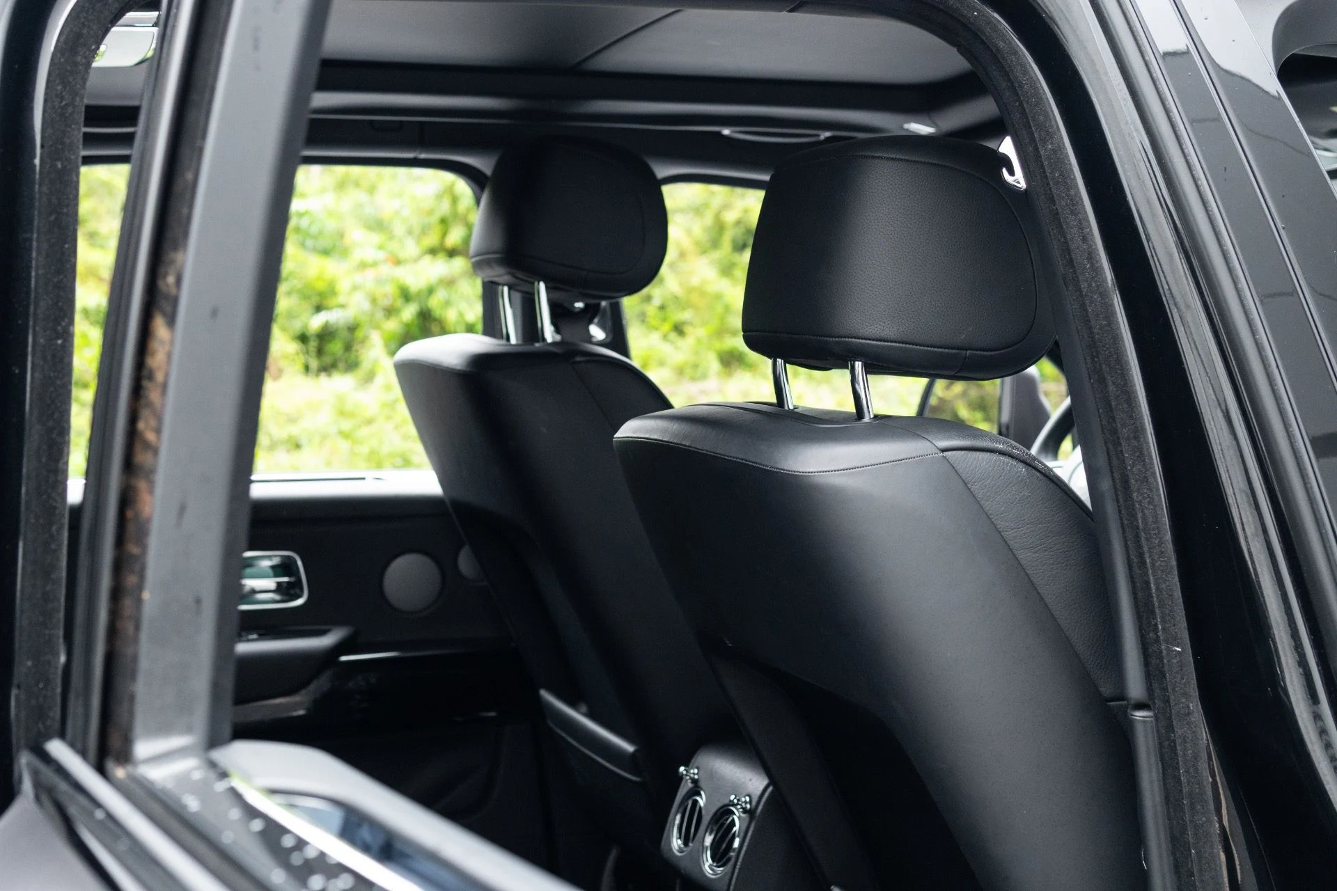 mph059_1506155369_Used_2020_Rolls_Royce_Cullinan_1775753700_feace509fc