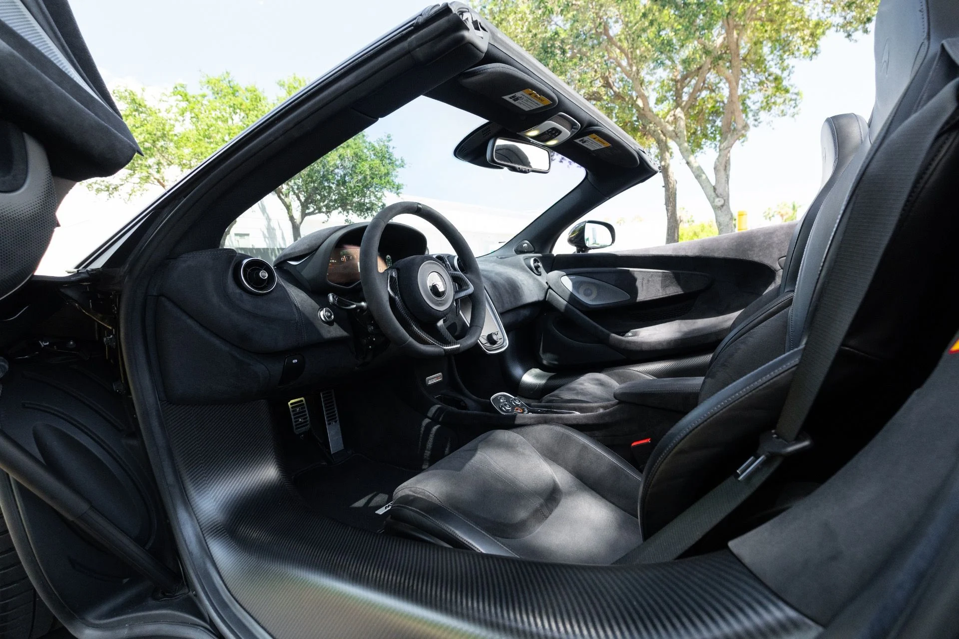 mph059_1518861085_Used_2020_Mc_Laren_600_LT_Spider_1777683244_adbb7ef70f