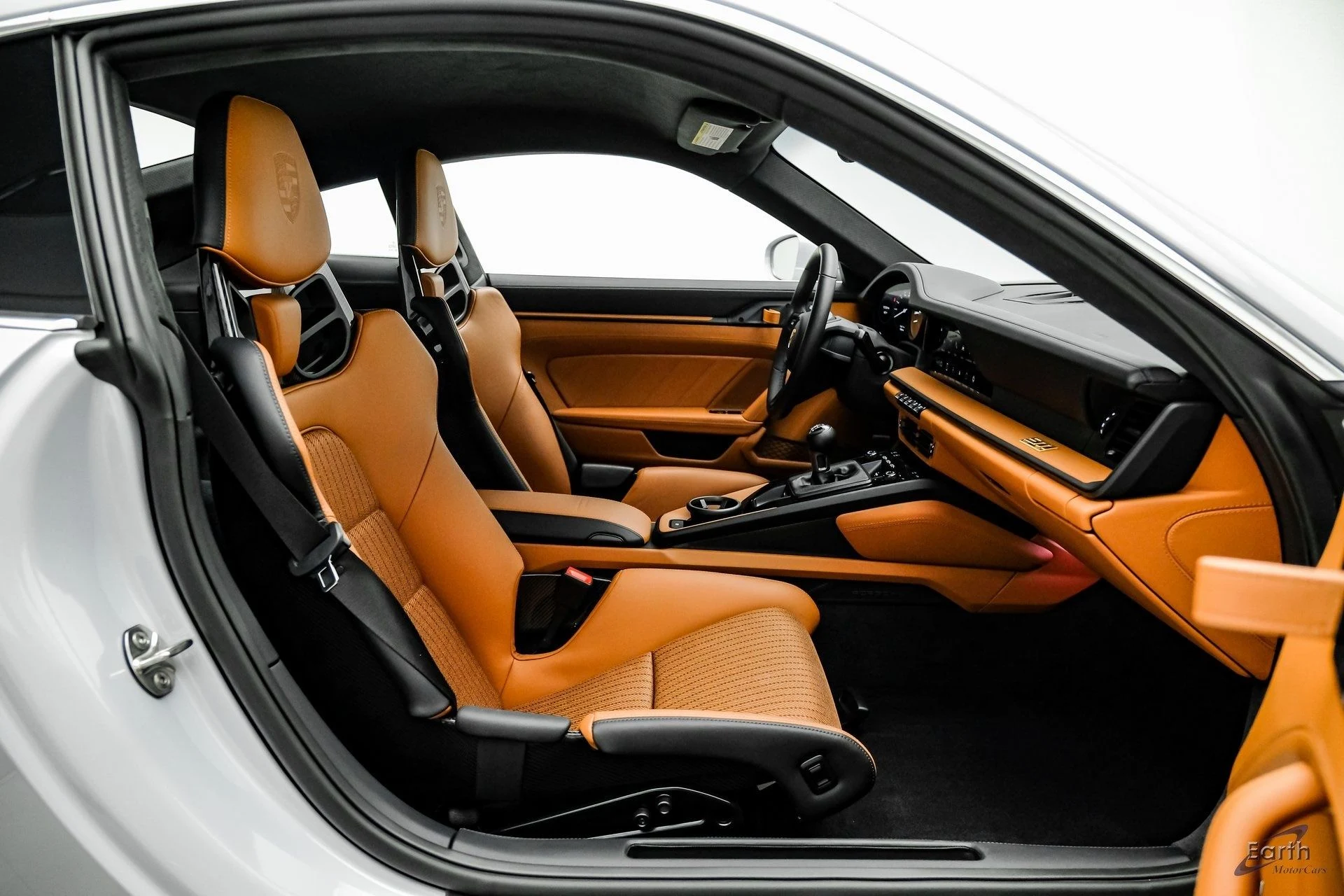 mph059_1554798199_2f0c40f277f53cdbc114e2cd5609c6fcx_6140e32533