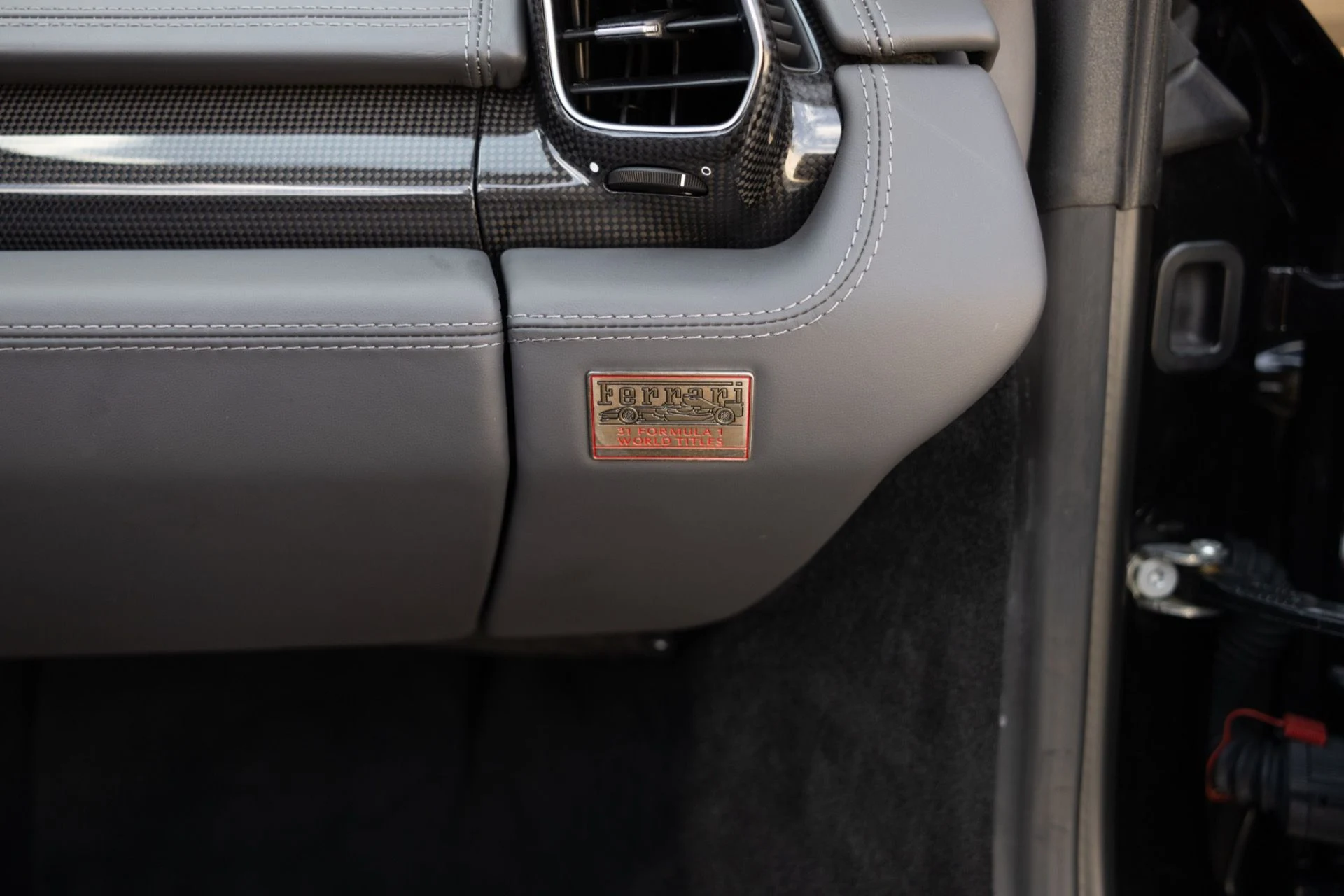 mph059_1578329494_Used_2012_Ferrari_458_Spider_1788476074_e55cd0047b