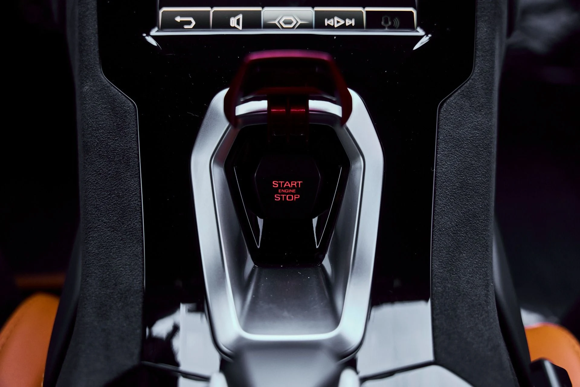 mph059_1581222192_Used_2023_Lamborghini_Huracan_Tecnica_Base_1777011705_ce93e3088b