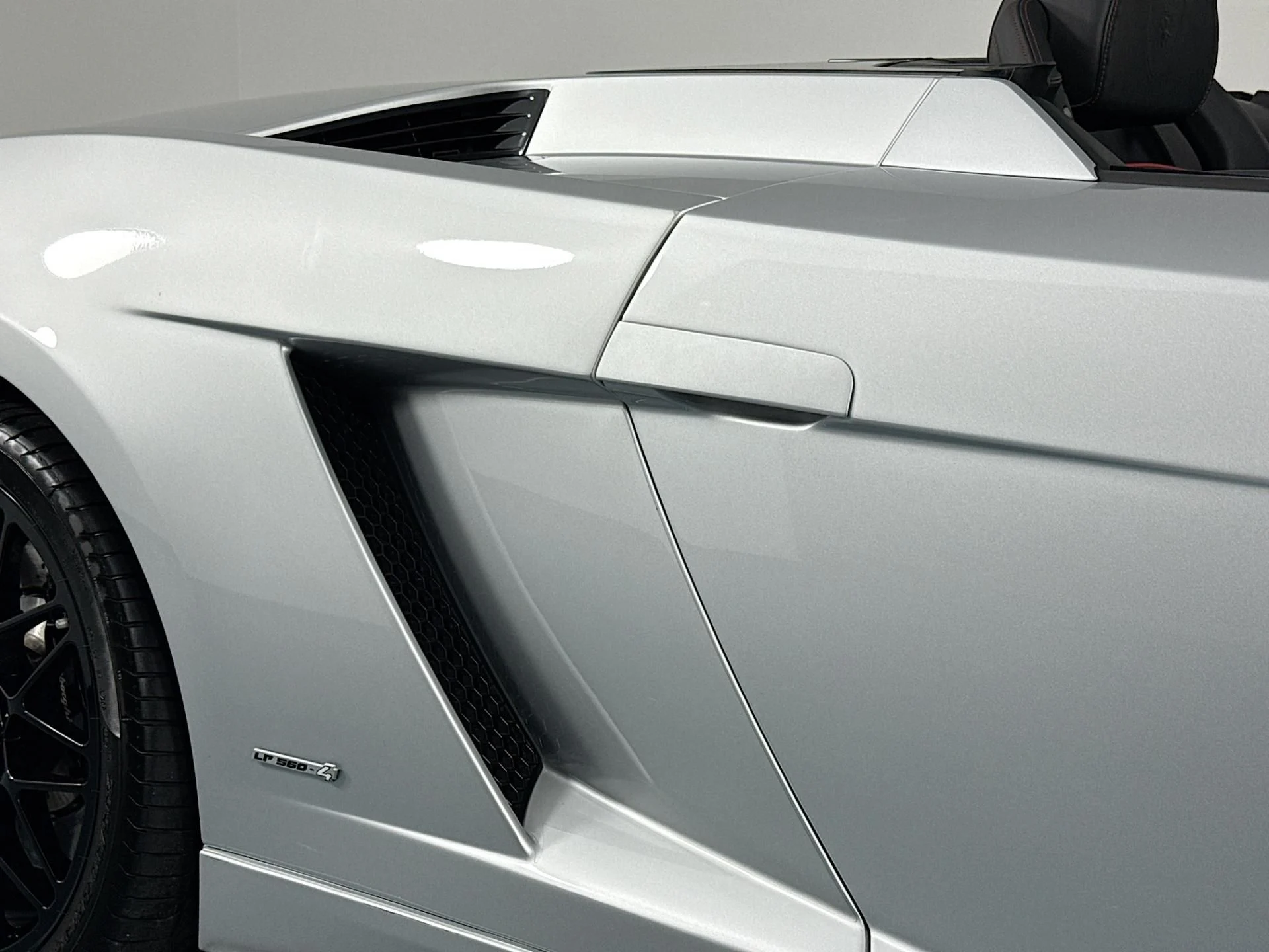mph059_1609860114_Used_2010_Lamborghini_Gallardo_LP_560_4_Spyder_1784851292_0ecf7223e3