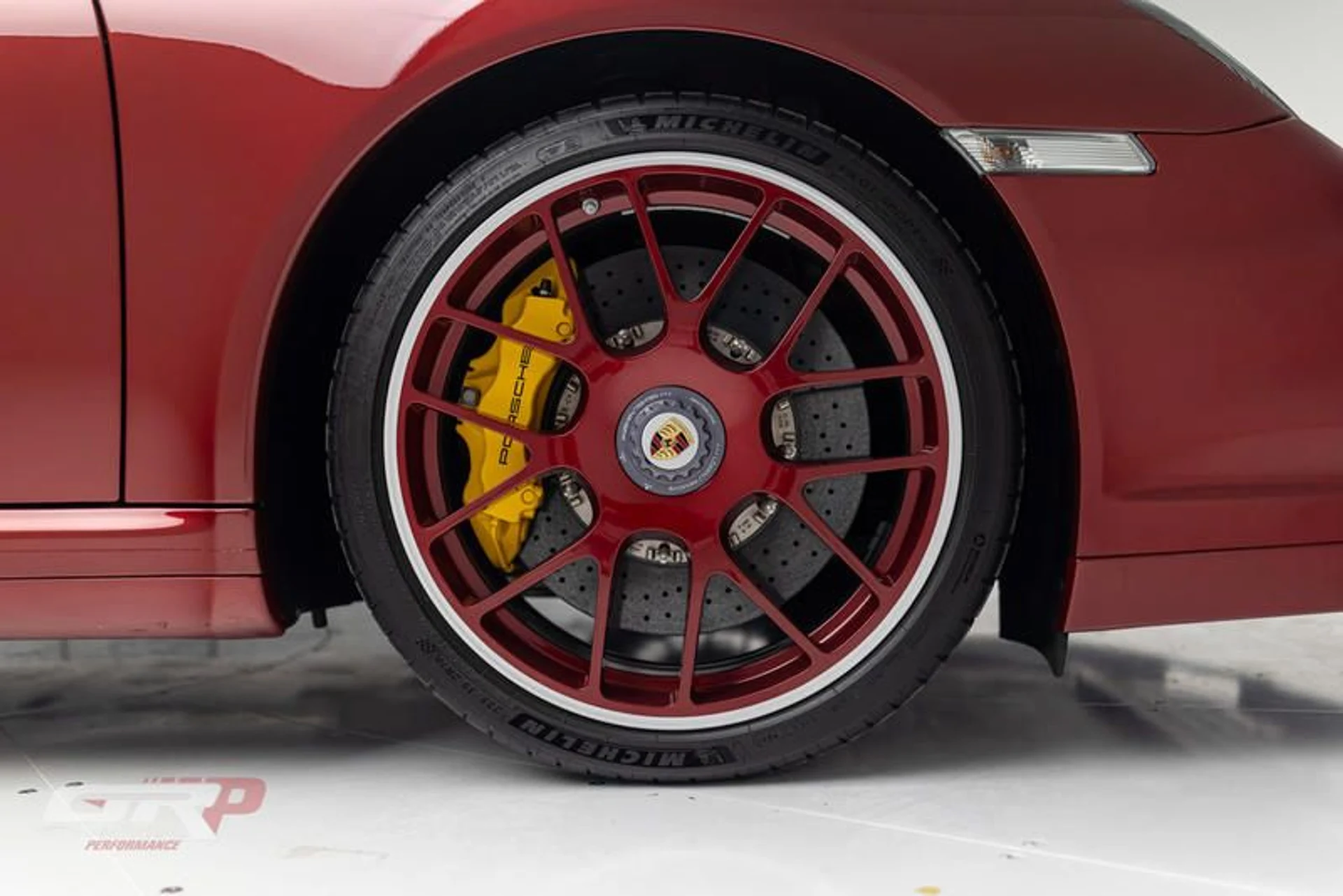 mph059_171315678_9_D81_CA_81_EFA_9_403_C_B54_D_9_AE_862041_DB_4_649fde4bbf