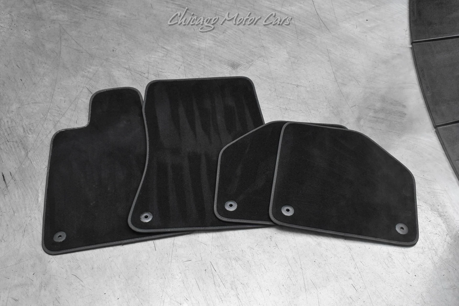 mph059_1729998391_13003_p60_l_0228e6309c