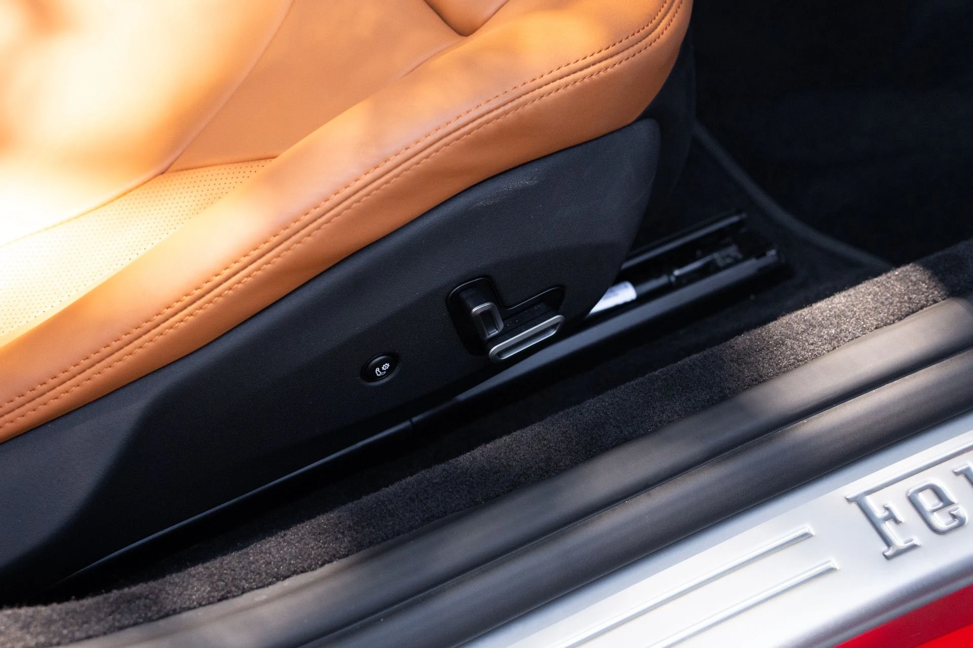 mph059_1741079017_Used_2023_Ferrari_Portofino_M_1778867295_91efb7d5f6