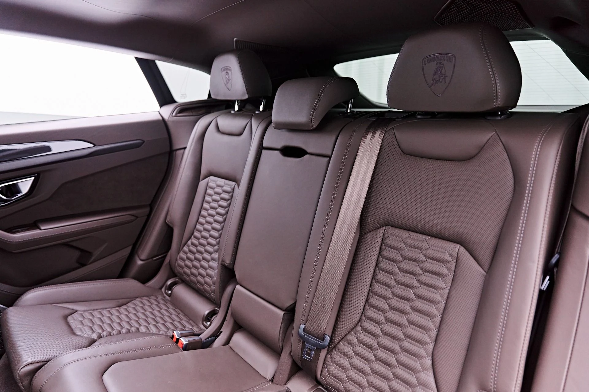 mph059_1761790435_Used_2023_Lamborghini_Urus_S_1783037013_3e12e928c9